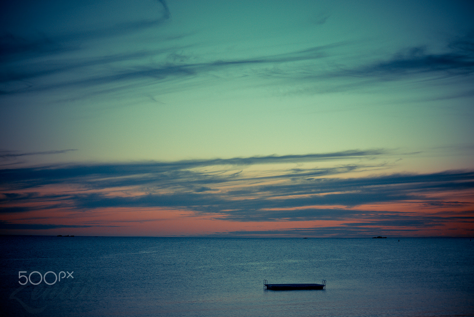 Nikon 1 Nikkor VR 30-110mm F3.8-5.6 sample photo. Pontoon photography