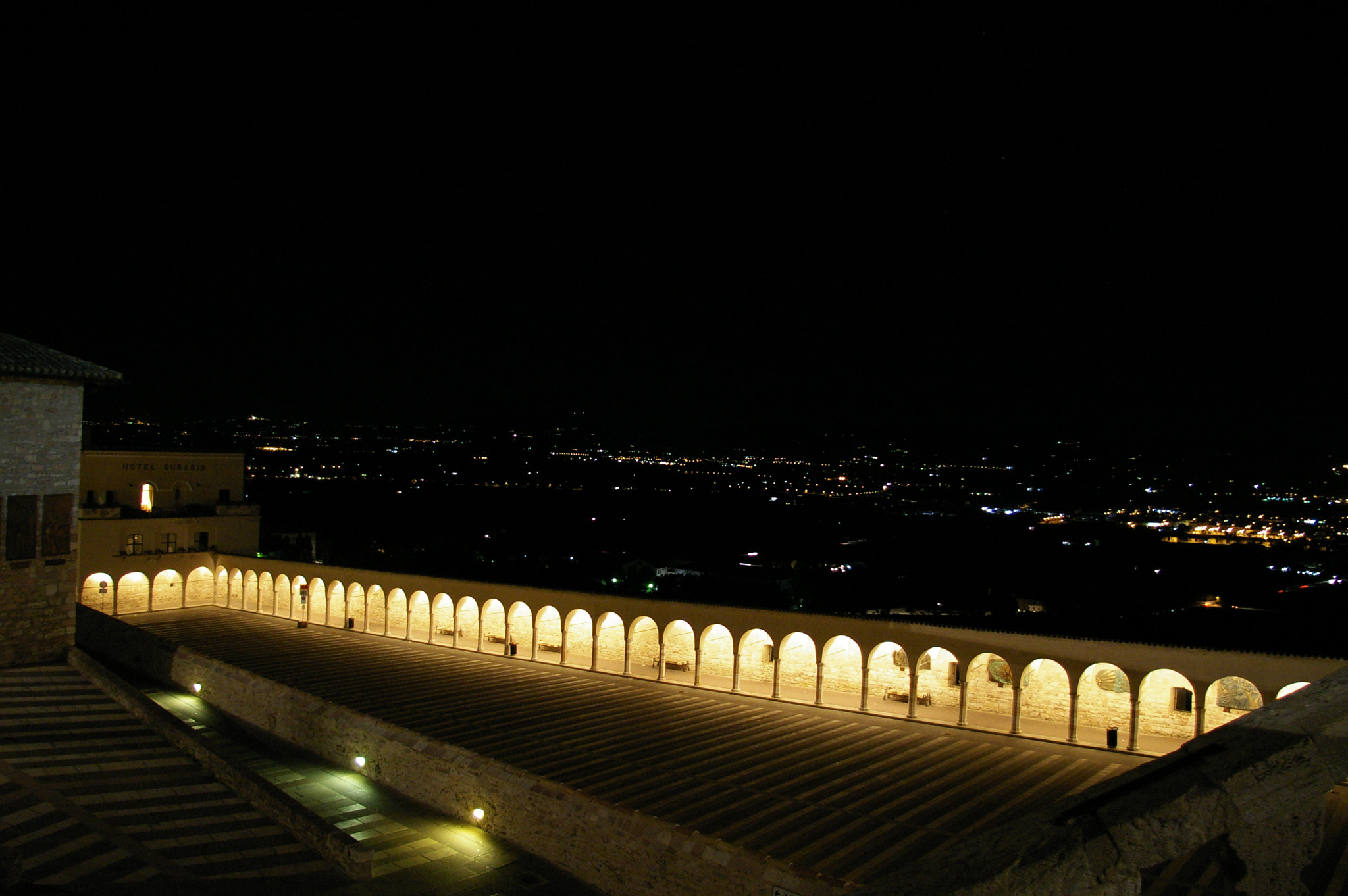 Pentax K110D + Pentax smc DA 18-55mm F3.5-5.6 AL sample photo. Assisi photography