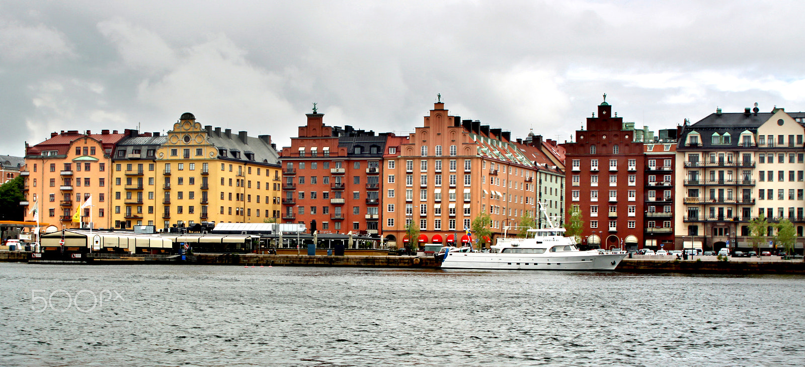 Canon EF 28-105mm f/3.5-4.5 USM sample photo. Colors of stockholm 2 photography