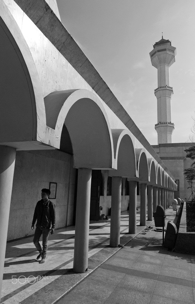 Leica M9 + Leica Elmarit-M 24mm F2.8 ASPH sample photo. Bandung mosque photography