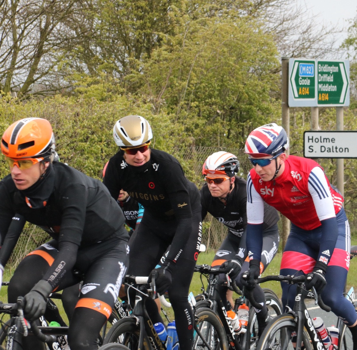 Canon EF-S 17-85mm F4-5.6 IS USM sample photo. Tour de yorkshire and a famous face photography