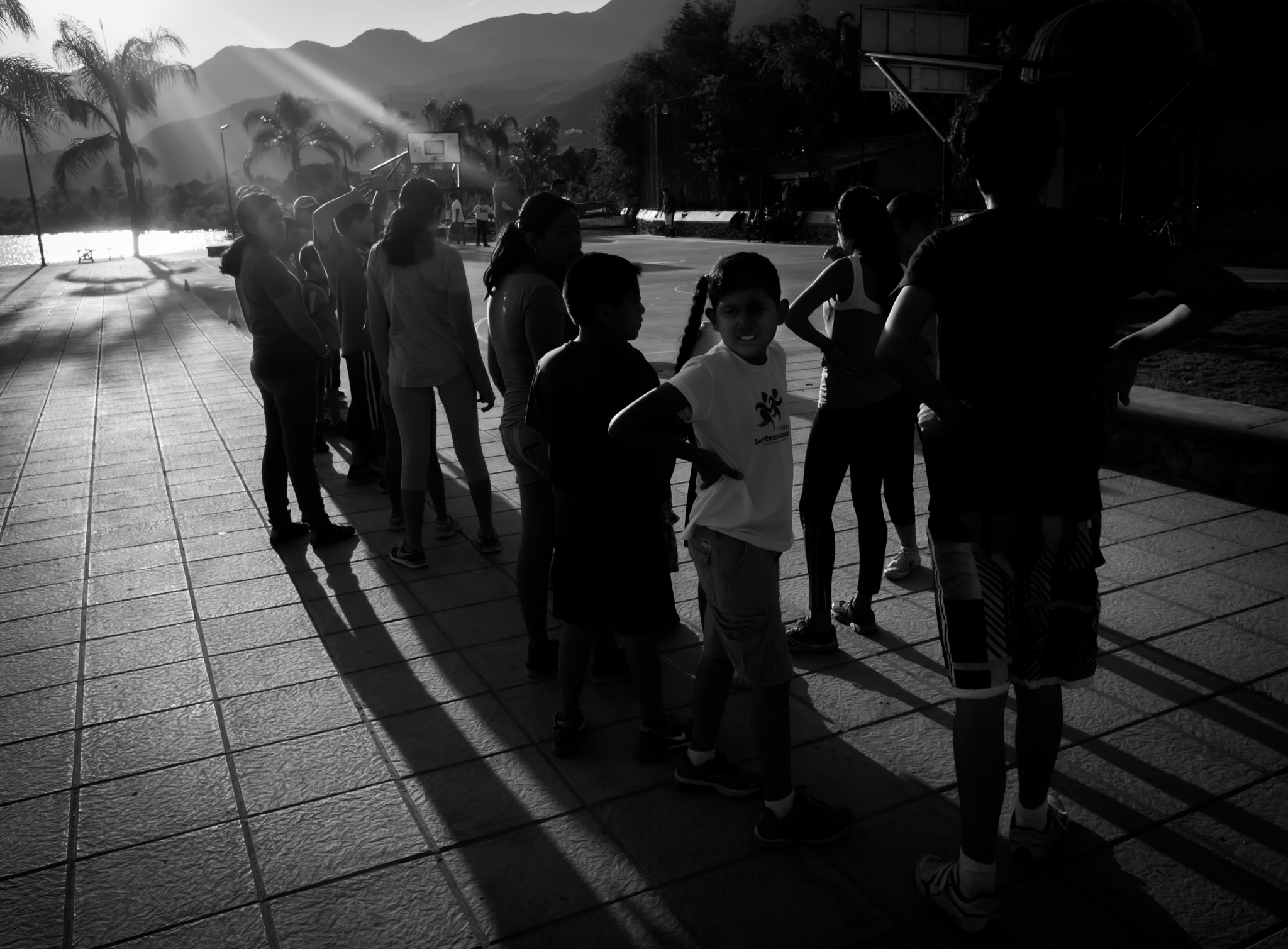 Nikon 1 V1 + Nikon 1 Nikkor 10mm F2.8 sample photo. Basketball practice, ajijic, mexico. photography