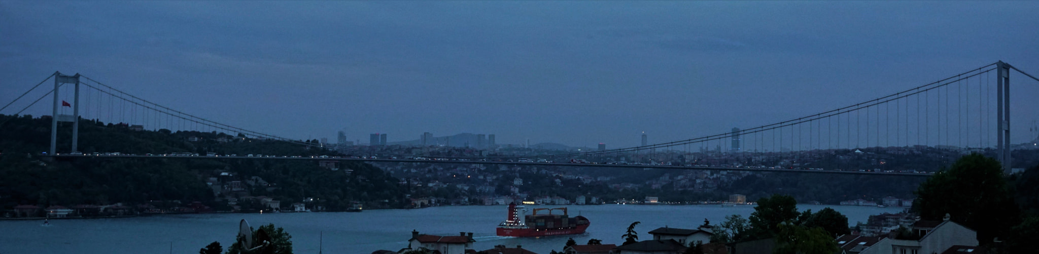 Sony a6300 + Sony E 18-50mm F4-5.6 sample photo. Bosphorus by nightfall photography