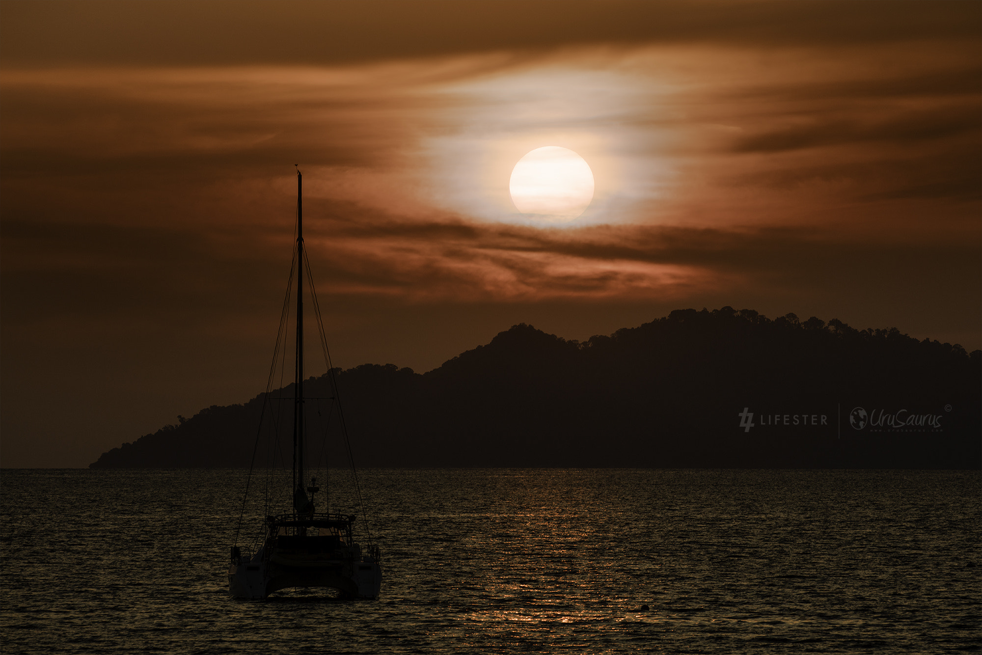 Canon EF 100-400mm F4.5-5.6L IS II USM sample photo. Sunset at koh lipe thailand photography