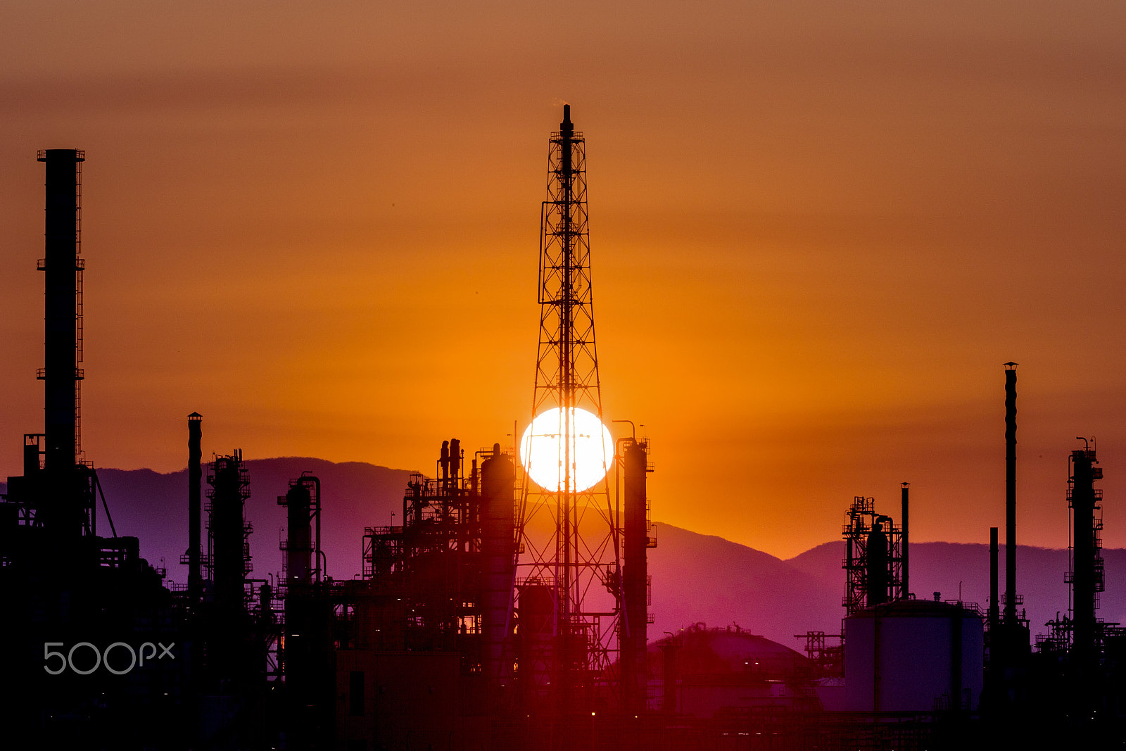 Canon EF 200mm F2L IS USM sample photo. Sunset photography