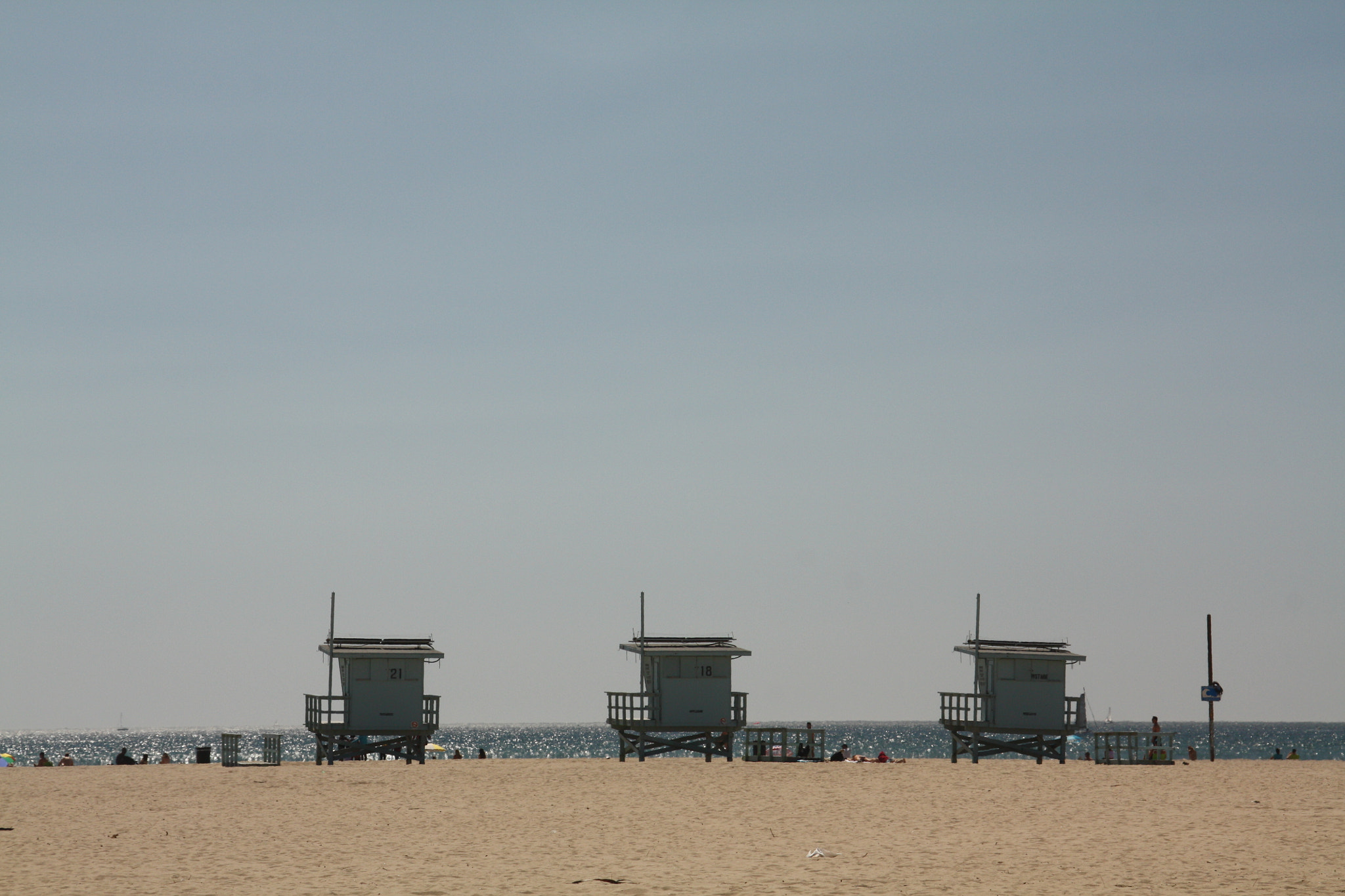 Canon EOS 450D (EOS Rebel XSi / EOS Kiss X2) + Sigma 18-125mm F3.8-5.6 DC OS HSM sample photo. Venice beach photography