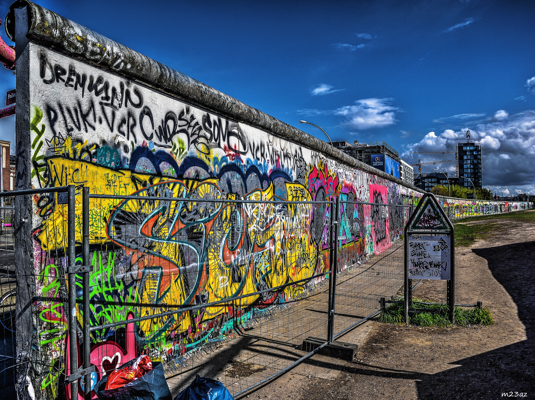 Sigma 17-70mm F2.8-4 DC Macro OS HSM | C sample photo. Wall hdr photography