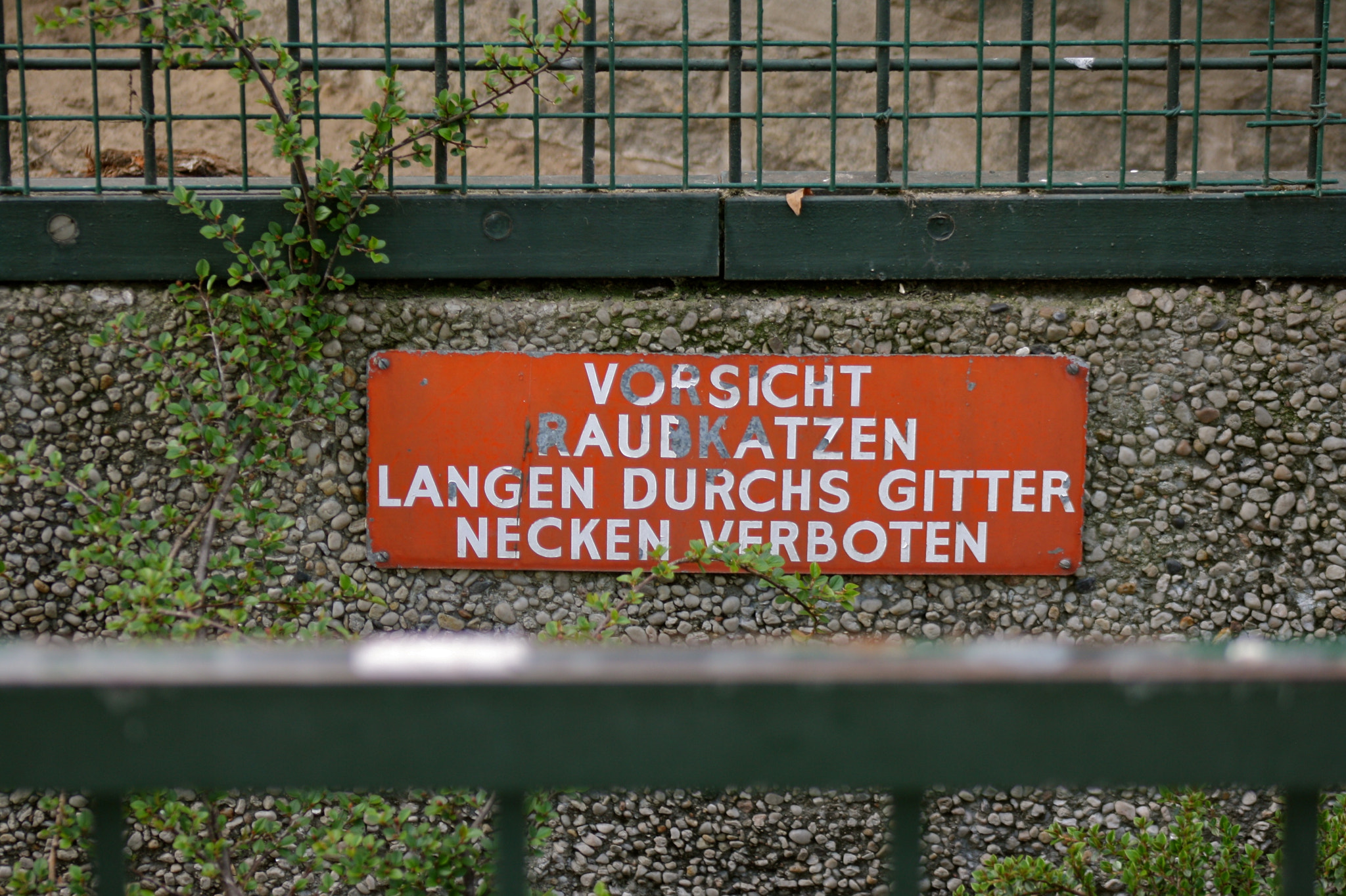 Canon EF 75-300mm f/4-5.6 USM sample photo. Zoologischer garten berlin photography