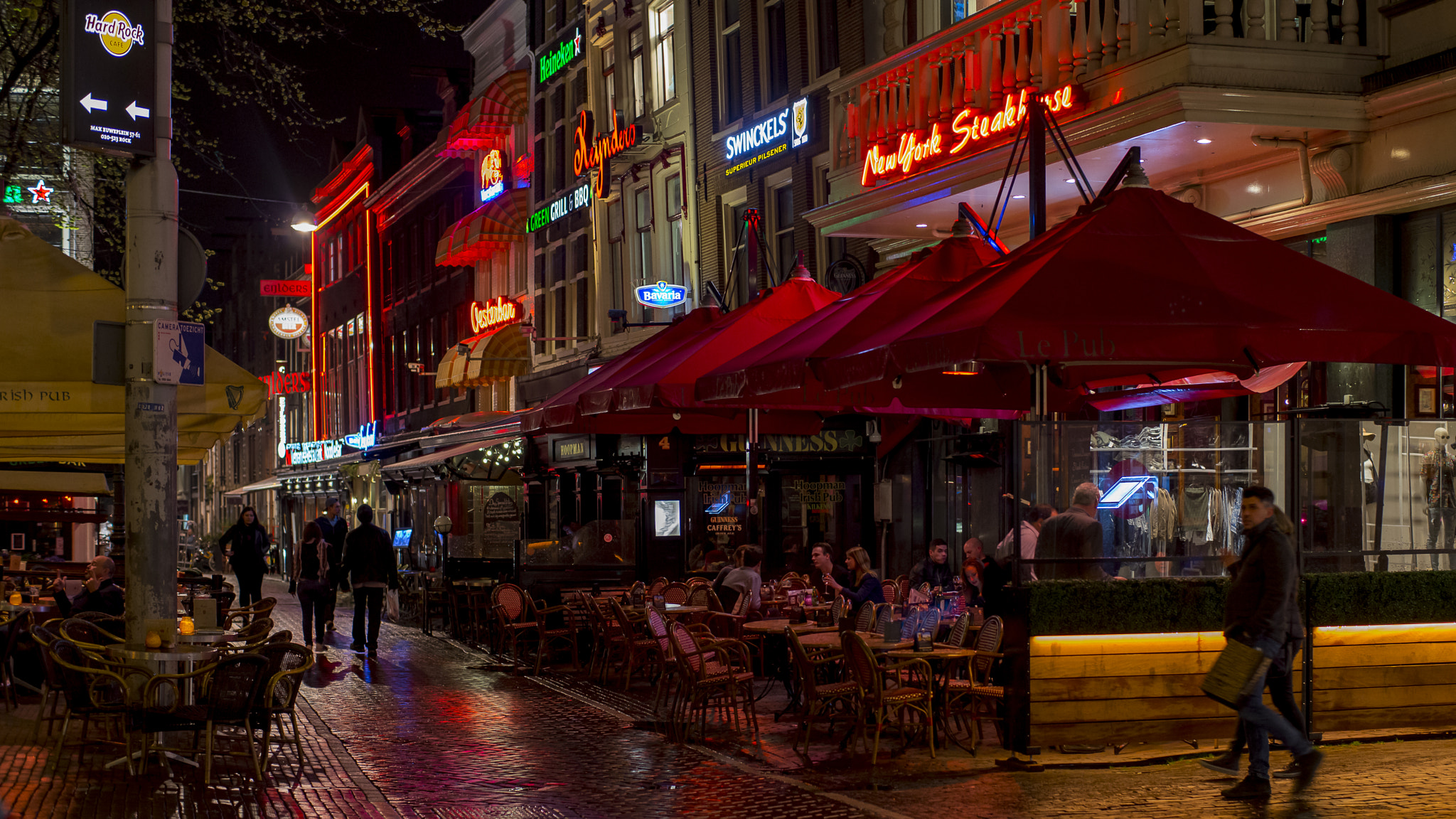 ZEISS Planar T* 50mm F1.4 sample photo. Amsterdam nuit couleur photography
