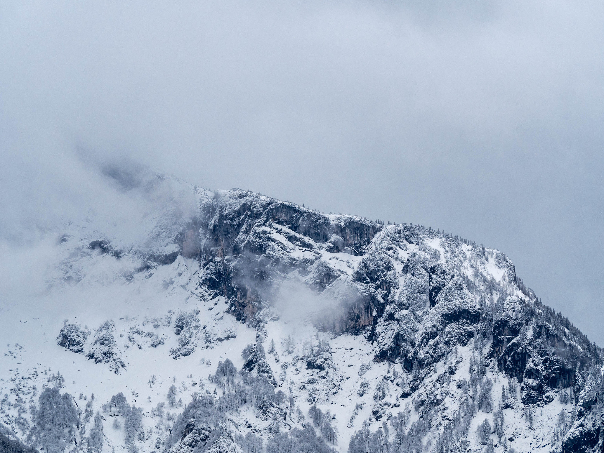 Panasonic Lumix DMC-GH4 sample photo. Cold days photography