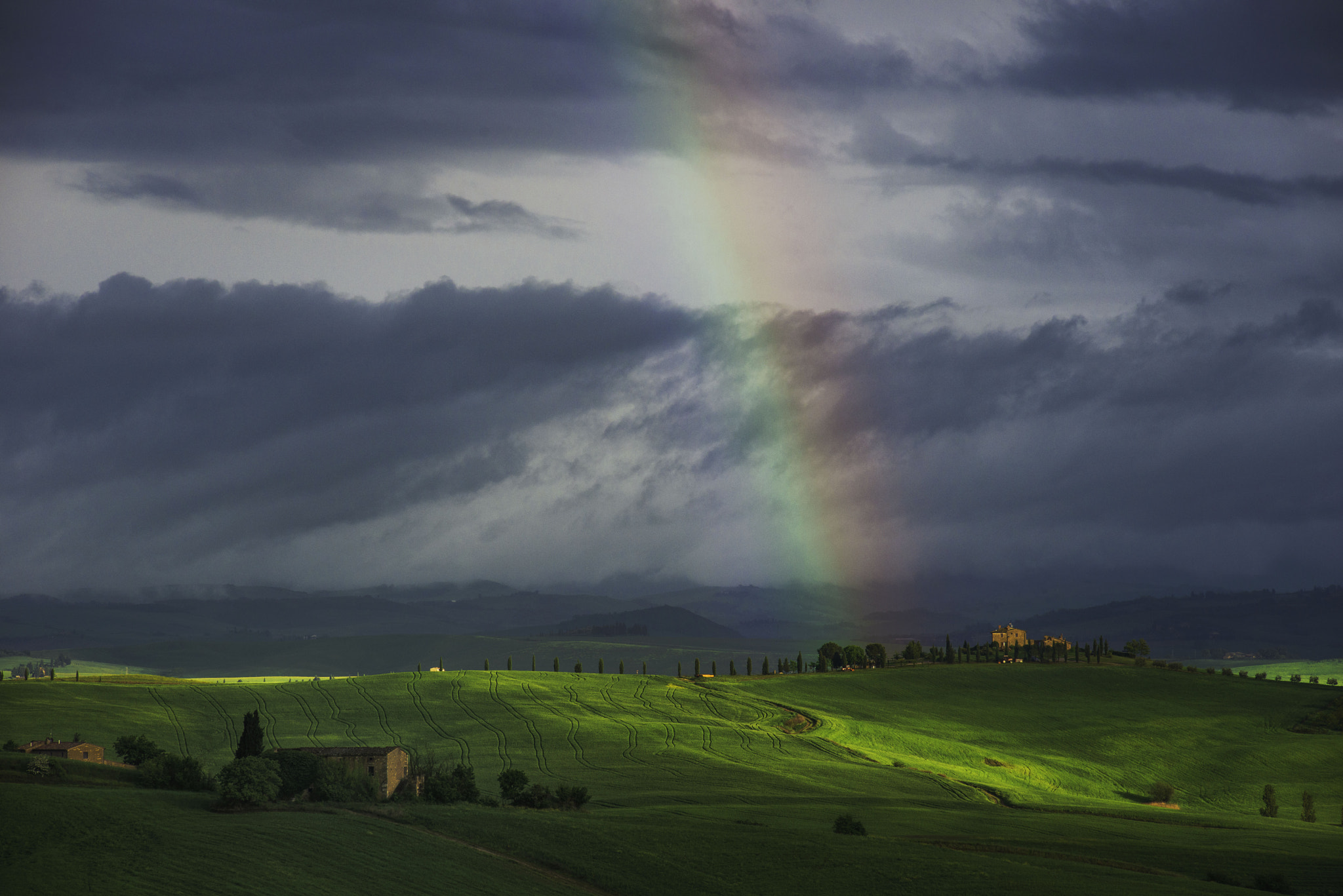 Nikon AF-Nikkor 80-200mm F2.8D ED sample photo. Val d'orcia photography