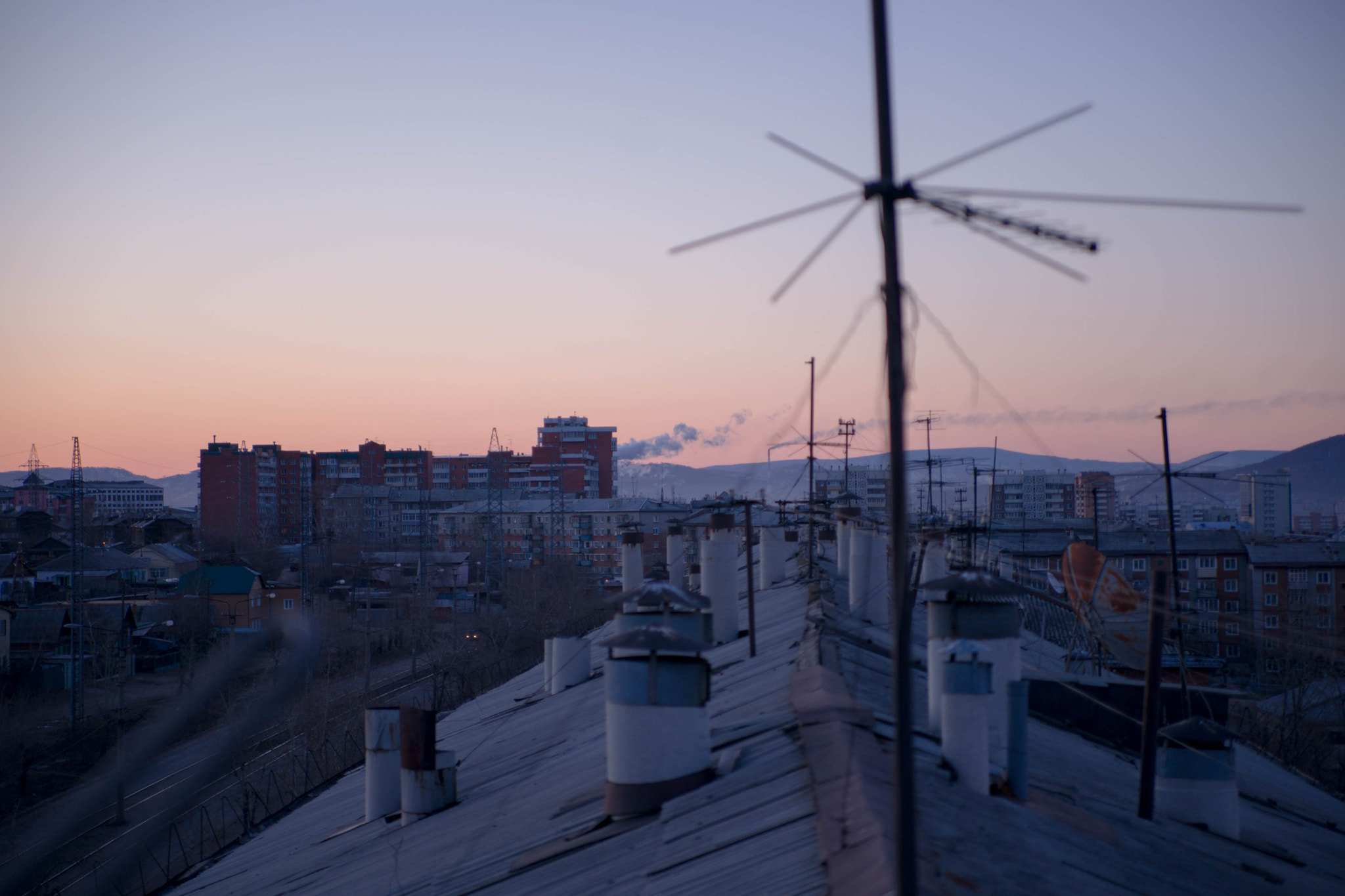 Sony Alpha DSLR-A850 sample photo. Roof photography