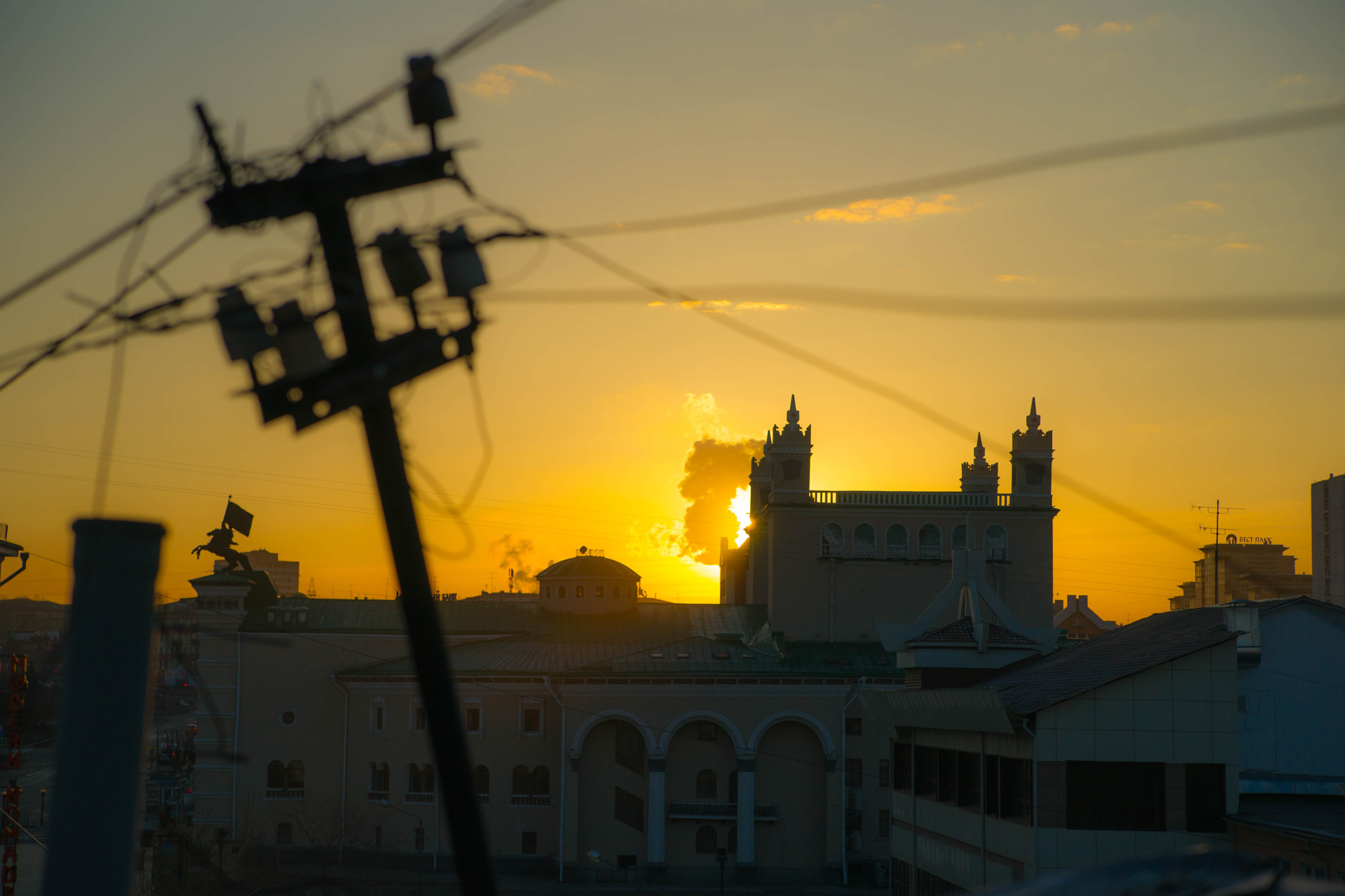Sony Alpha DSLR-A850 + Sony 28-75mm F2.8 SAM sample photo. City breaks photography
