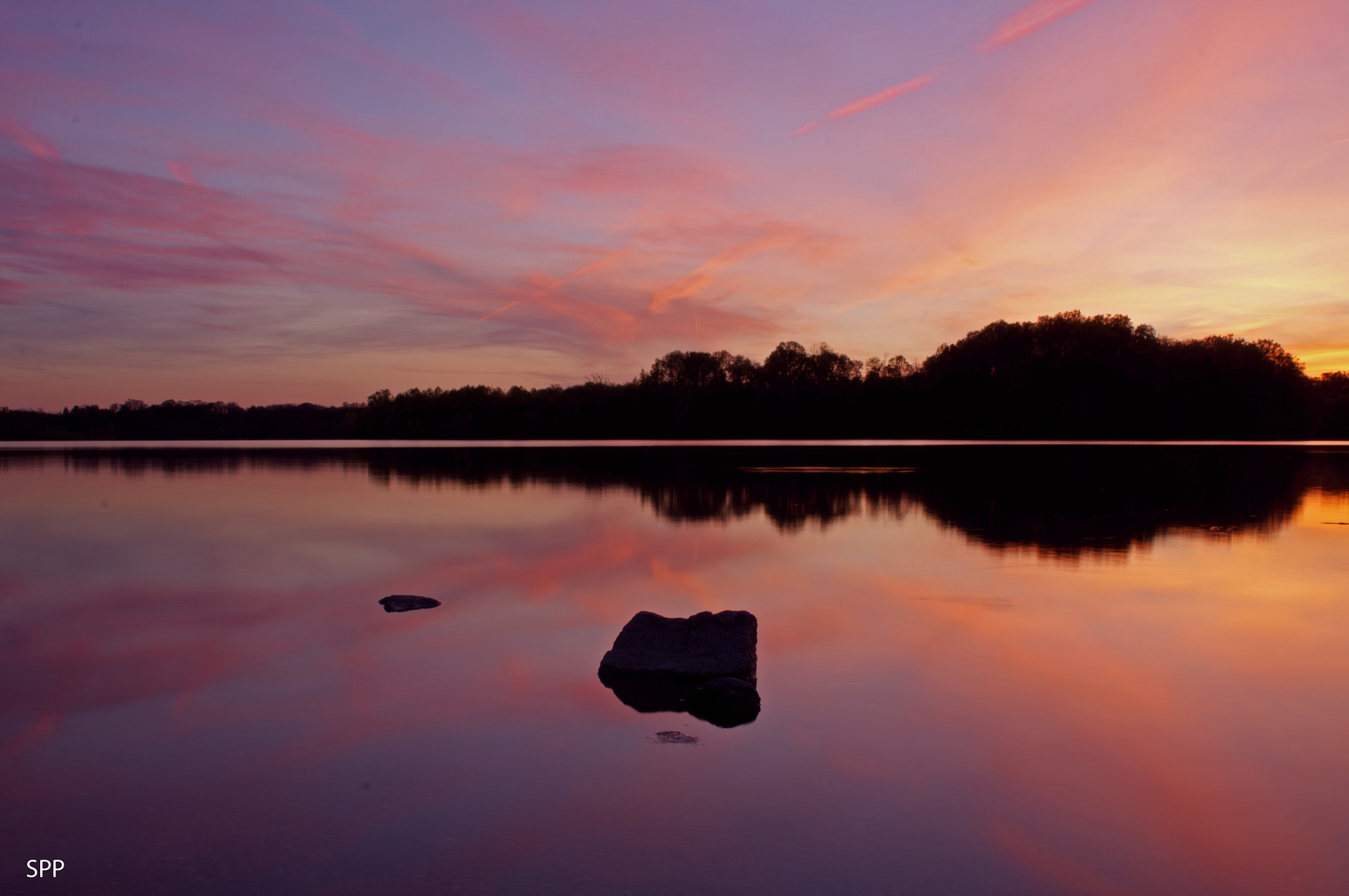 Tamron SP 24-70mm F2.8 Di VC USD sample photo. Colorful reflection at dusk photography