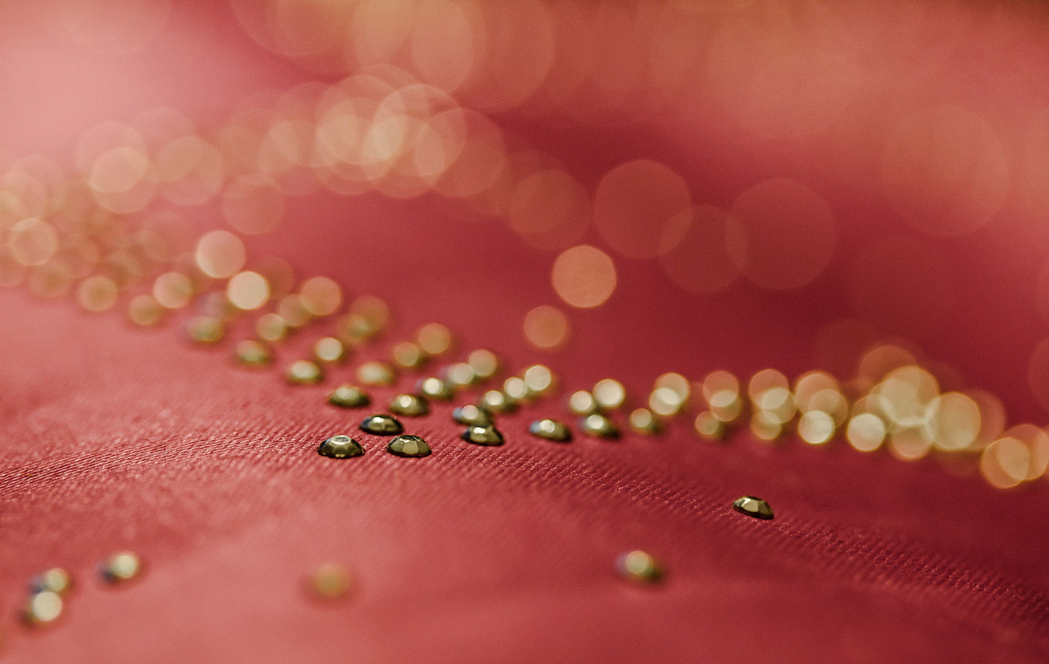Canon EF-S 60mm F2.8 Macro USM sample photo. Pink with sparkles photography