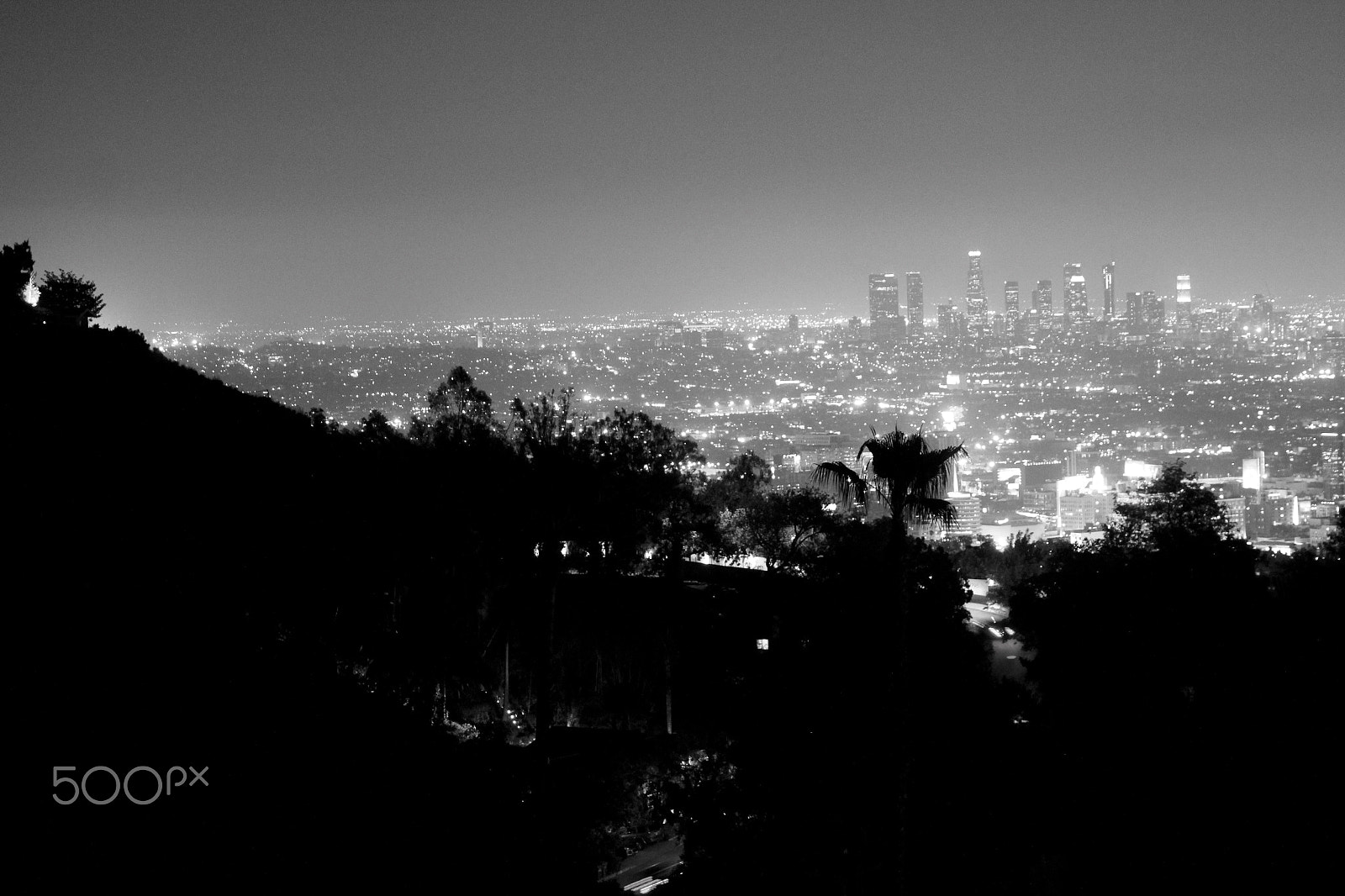 Canon EOS 60D + Sigma 24-105mm f/4 DG OS HSM | A sample photo. (los angeles at night) photography