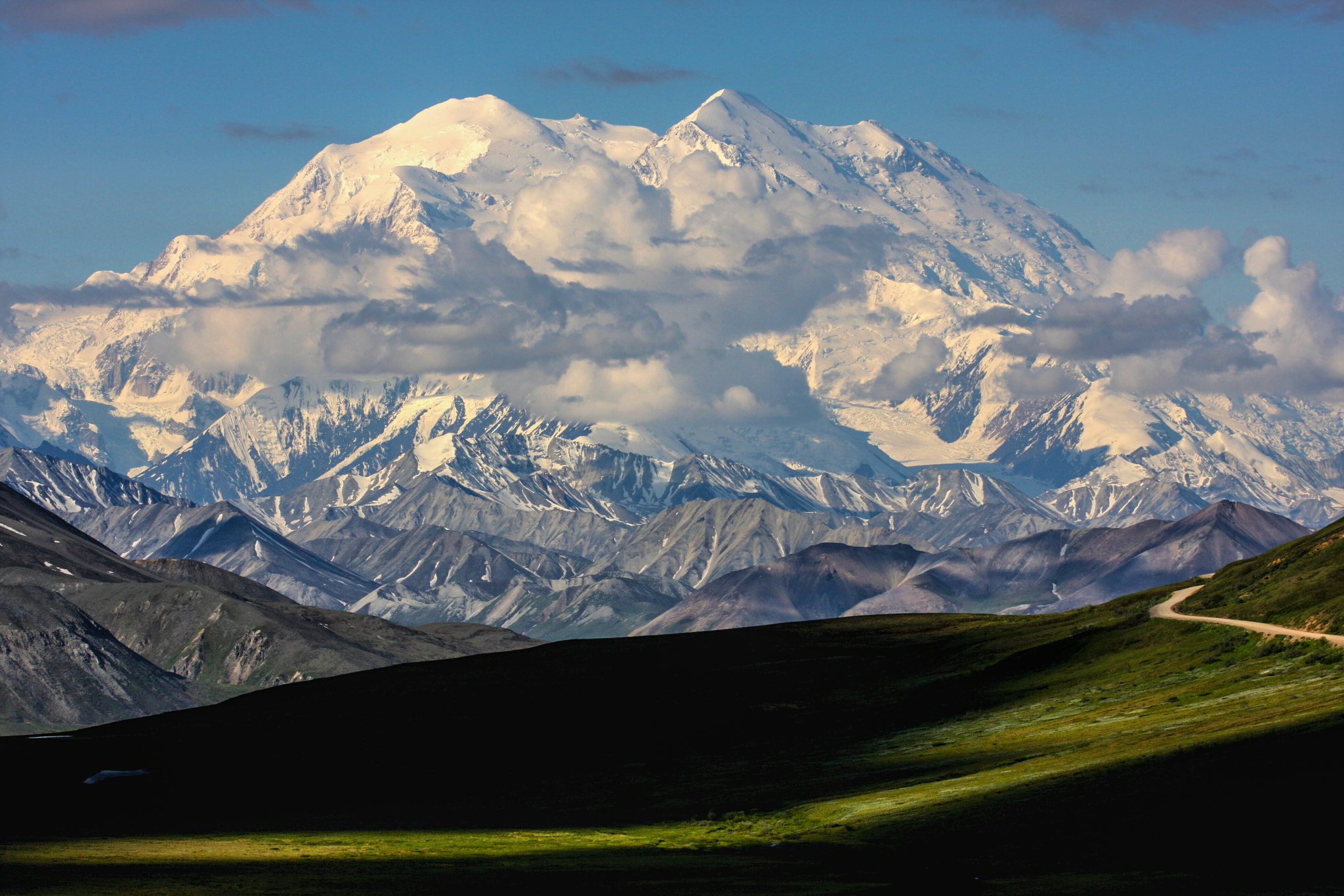 Canon EOS 40D + Canon EF 135mm F2.8 SF sample photo. Mt mckinley, denali np, alaska photography