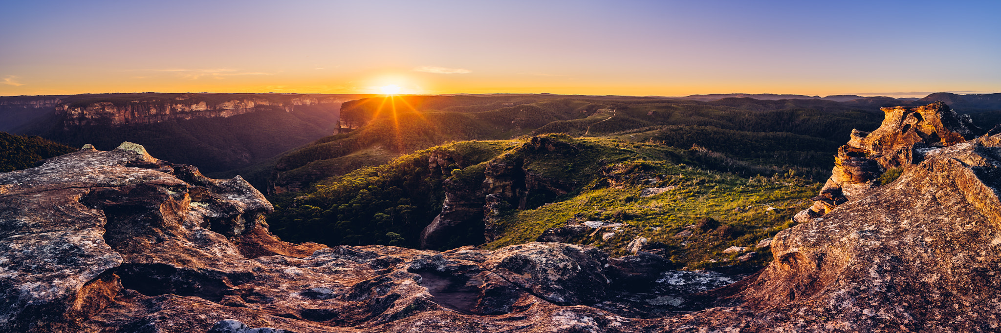 Voigtlander Super Wide-Heliar 15mm f/4.5 Aspherical III sample photo. Mount banks sunset photography