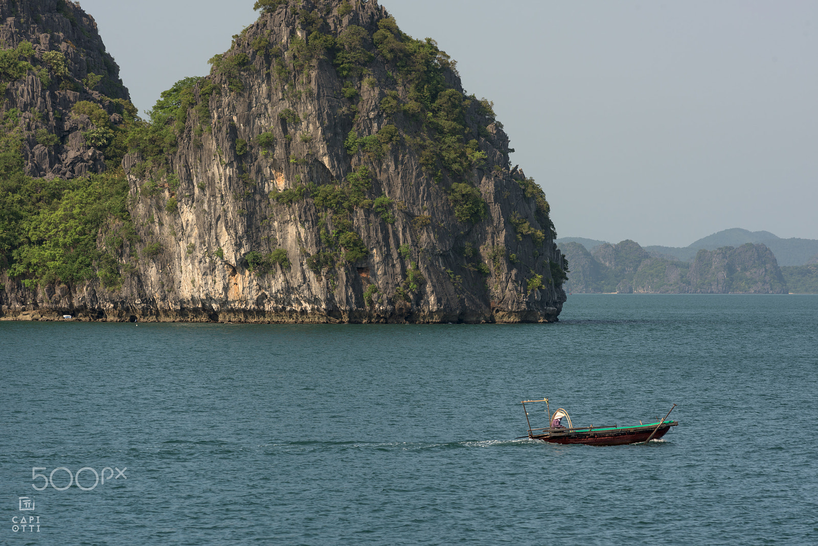 Nikon D810 + AF Nikkor 180mm f/2.8 IF-ED sample photo. Bai tu long bay photography