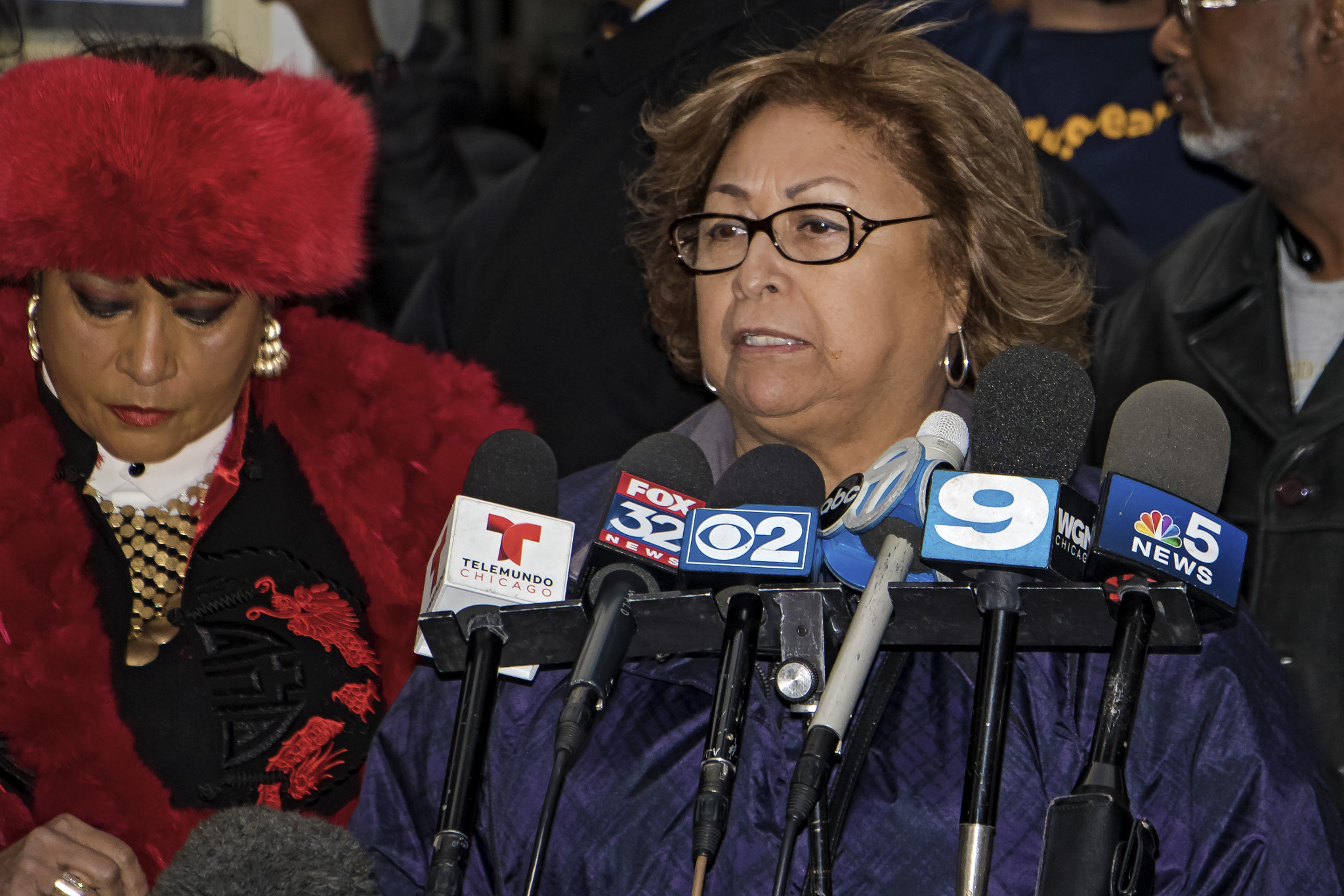 Canon EF-S 18-135mm F3.5-5.6 IS STM sample photo. Chicagoans rallied for an end to police violence photography