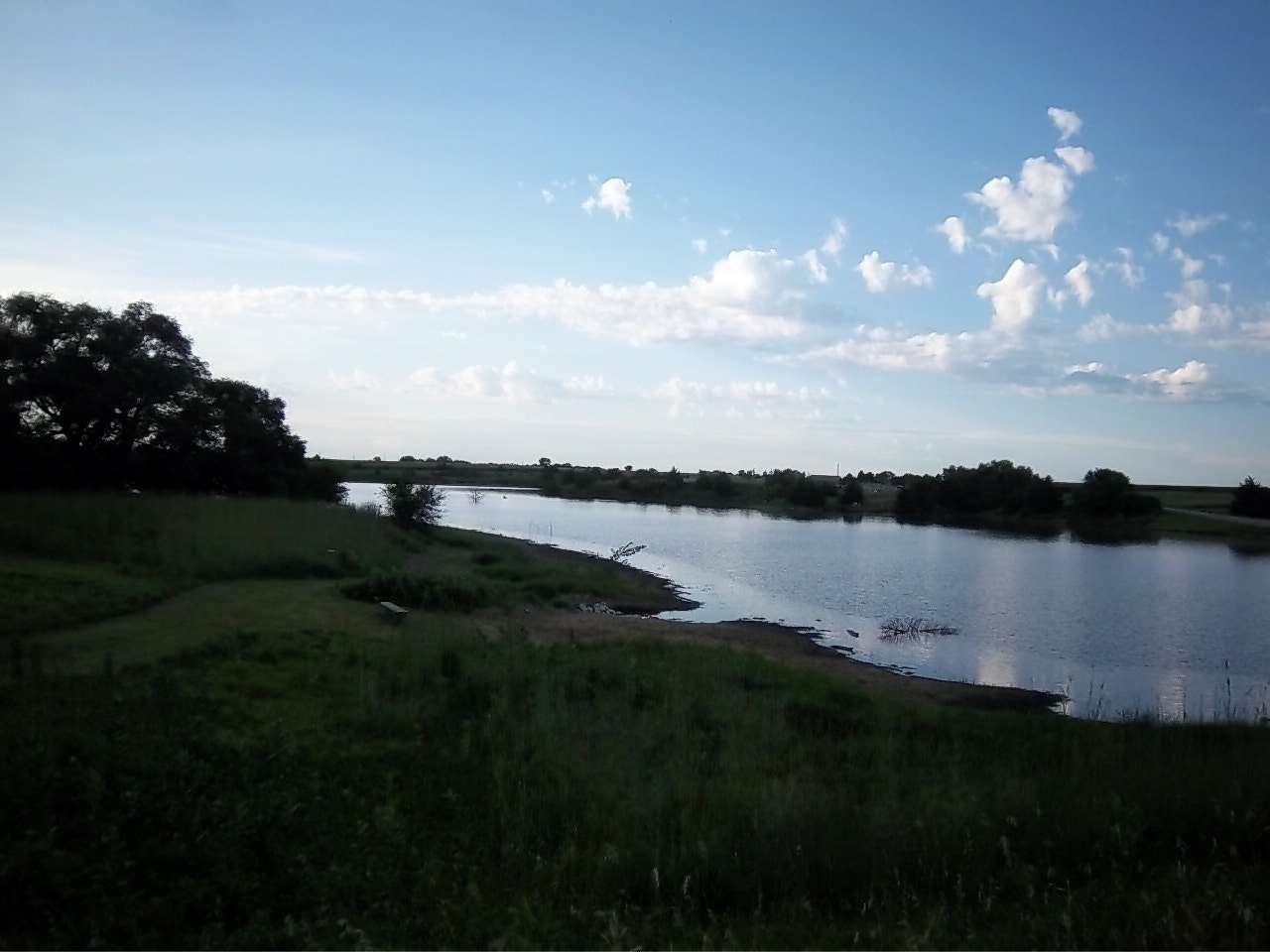 Kodak EasyShare M550 sample photo. () photography