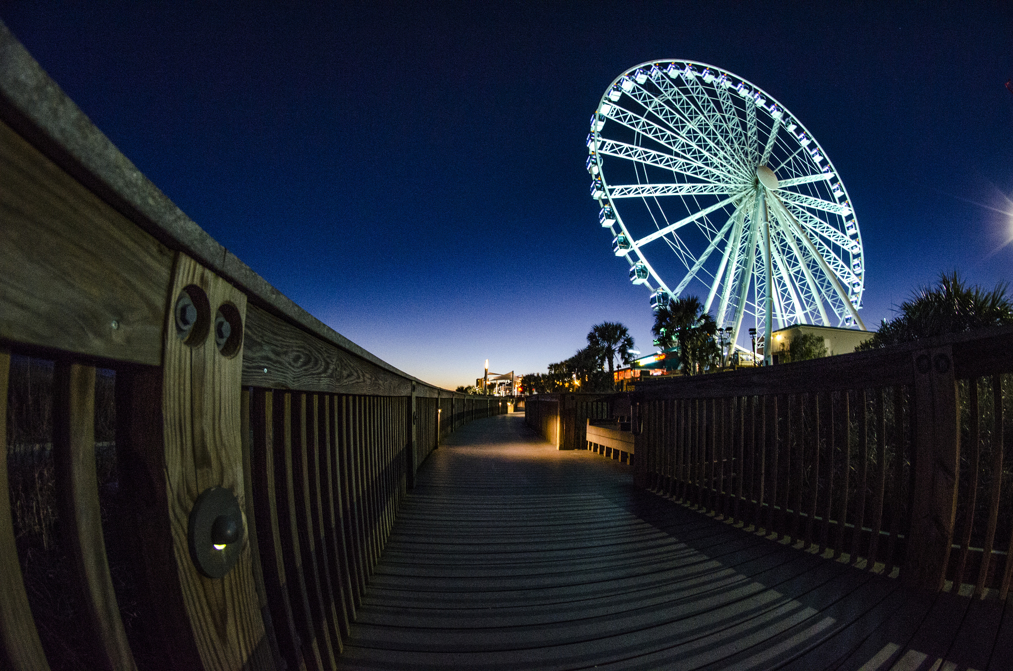 Nikon D5100 + Samyang 8mm F3.5 Aspherical IF MC Fisheye sample photo. Myrtle beach skywheel photography