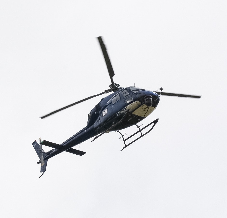 Canon EF-S 17-85mm F4-5.6 IS USM sample photo. Tour de yorkshire helicopter photography