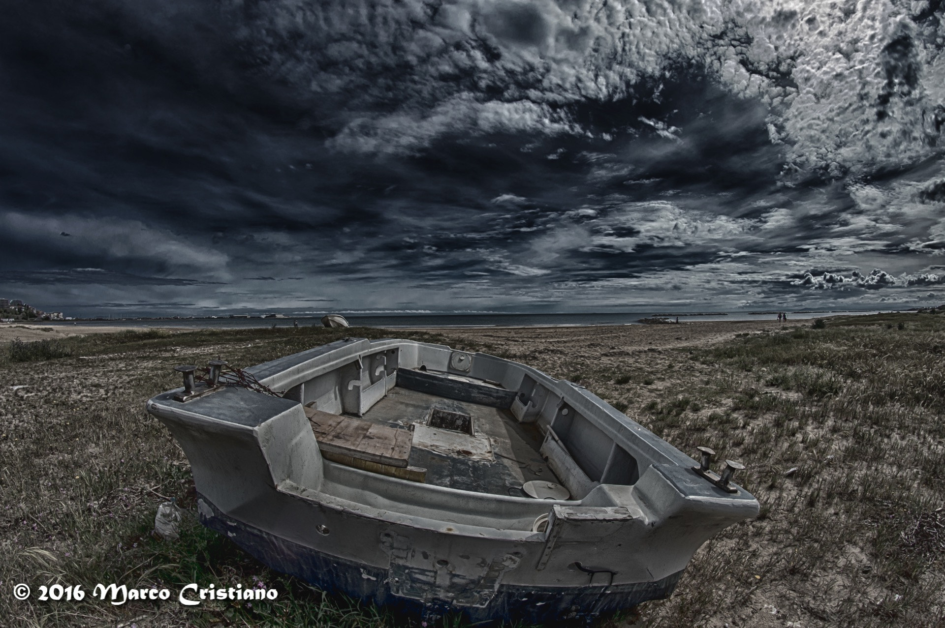 Nikon D3200 + Samyang 8mm F3.5 Aspherical IF MC Fisheye sample photo. Aspettando l'estate in color photography