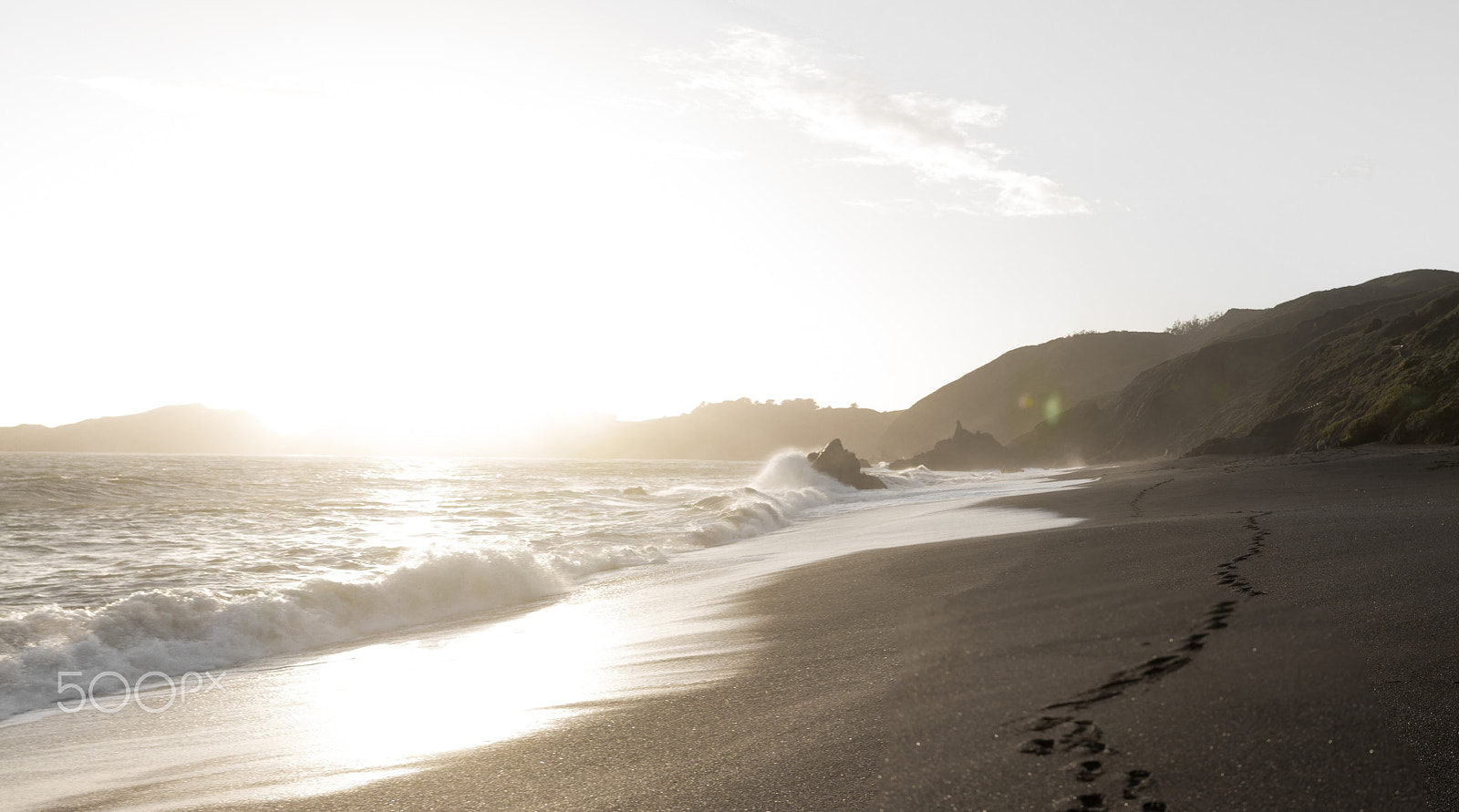 Sigma 24mm F1.4 DG HSM Art sample photo. Black sand beach photography