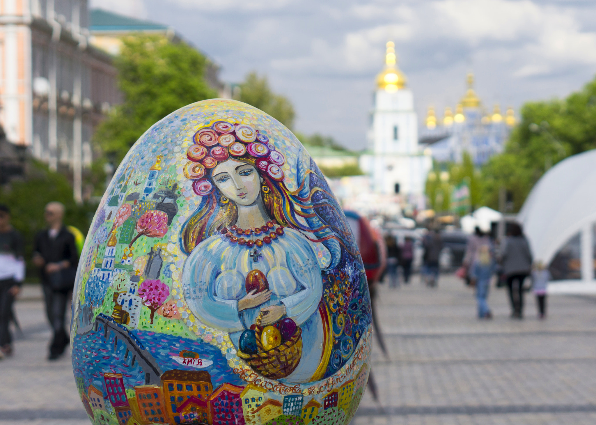 Sony Alpha NEX-5N + E 50mm F1.8 OSS sample photo. Sofiyska square photography