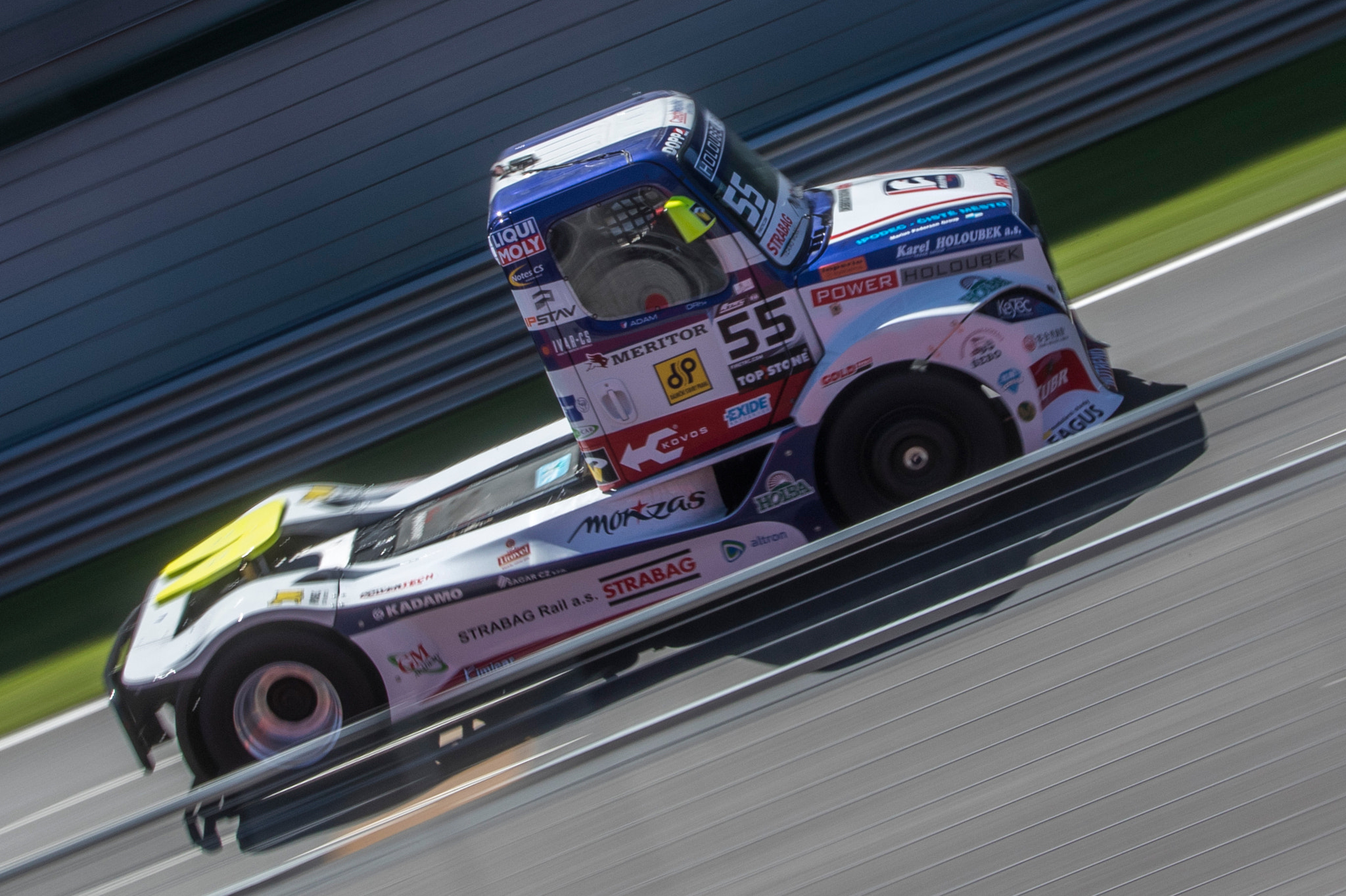 Canon EF 70-200mm F2.8L IS USM sample photo. Truck race trophy | adam lacko photography