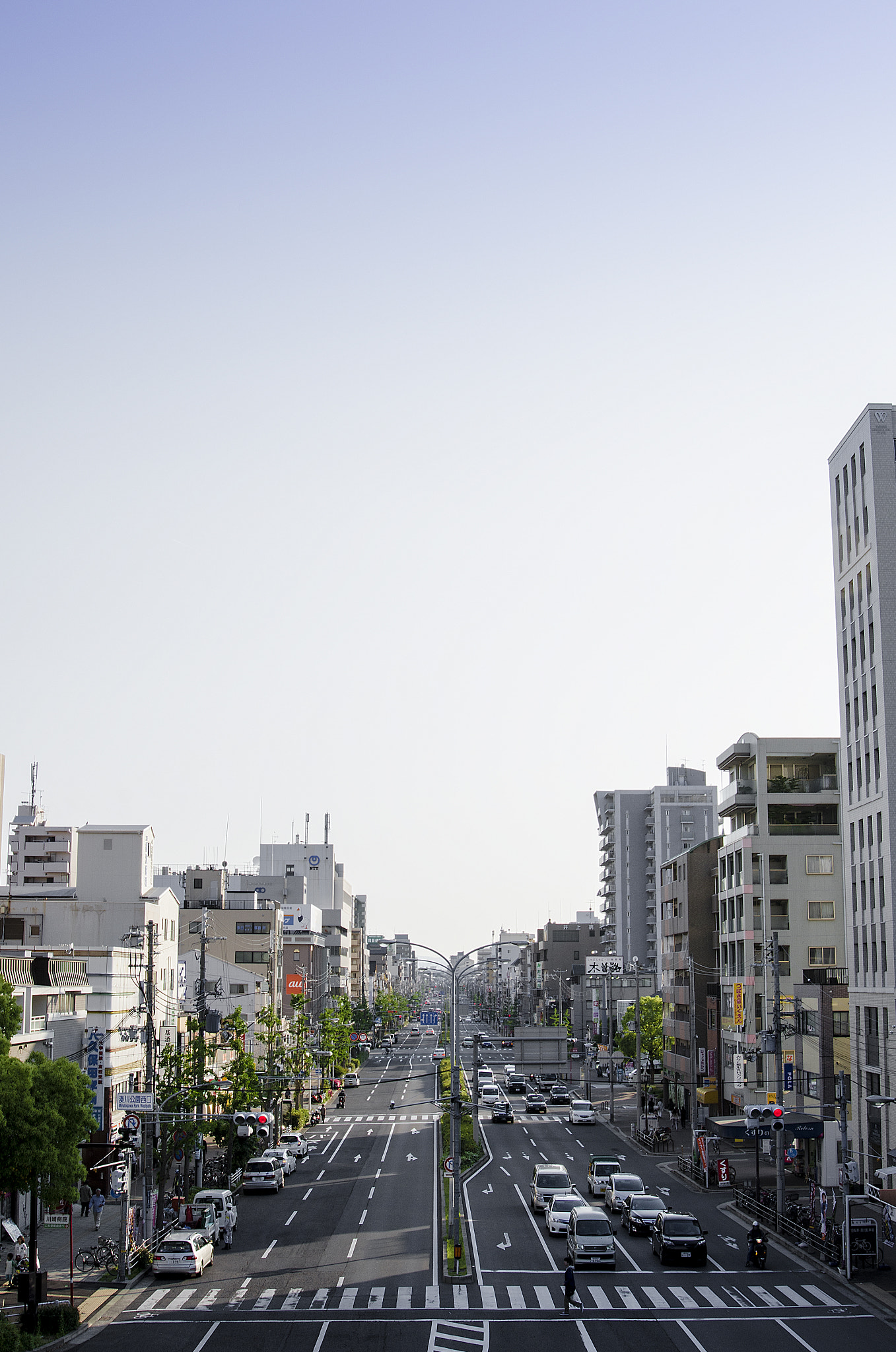 AF Zoom-Nikkor 28-70mm f/3.5-4.5D sample photo. Kobe roadway photography