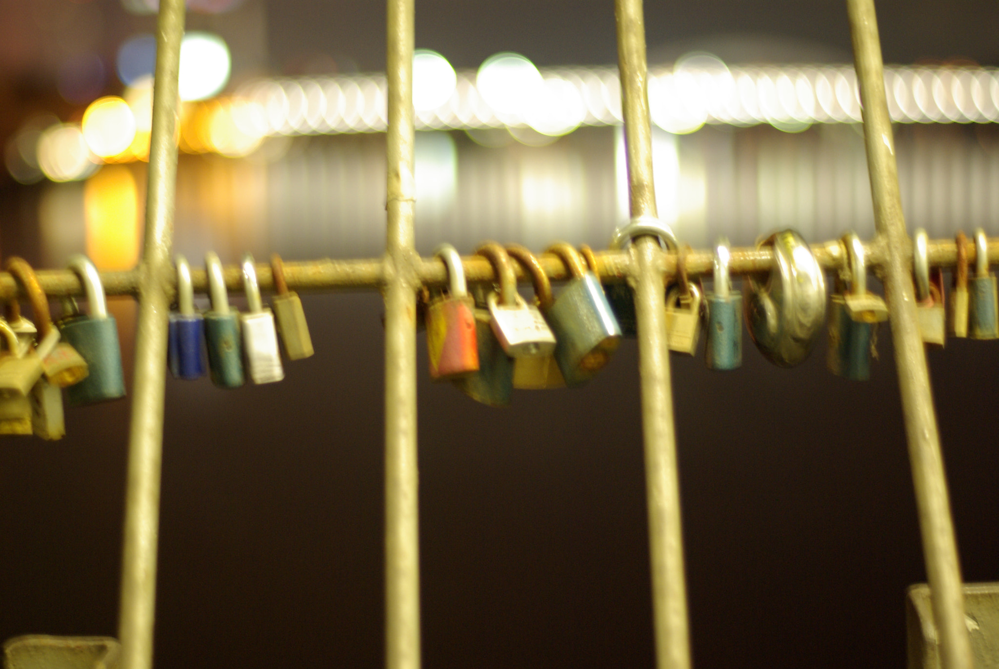 Pentax K10D + Pentax smc FA 50mm F1.4 sample photo. Locks on a bridge photography