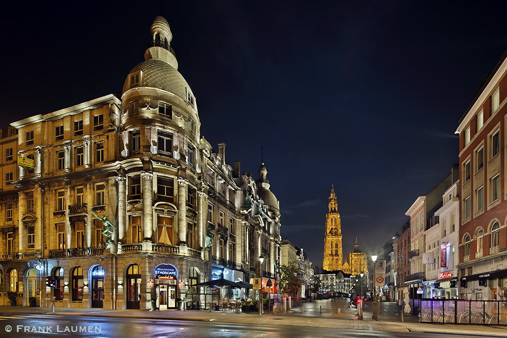 Canon EOS 5DS + Canon TS-E 17mm F4L Tilt-Shift sample photo. Antwerpen 04 - stadscafe and cathedral photography