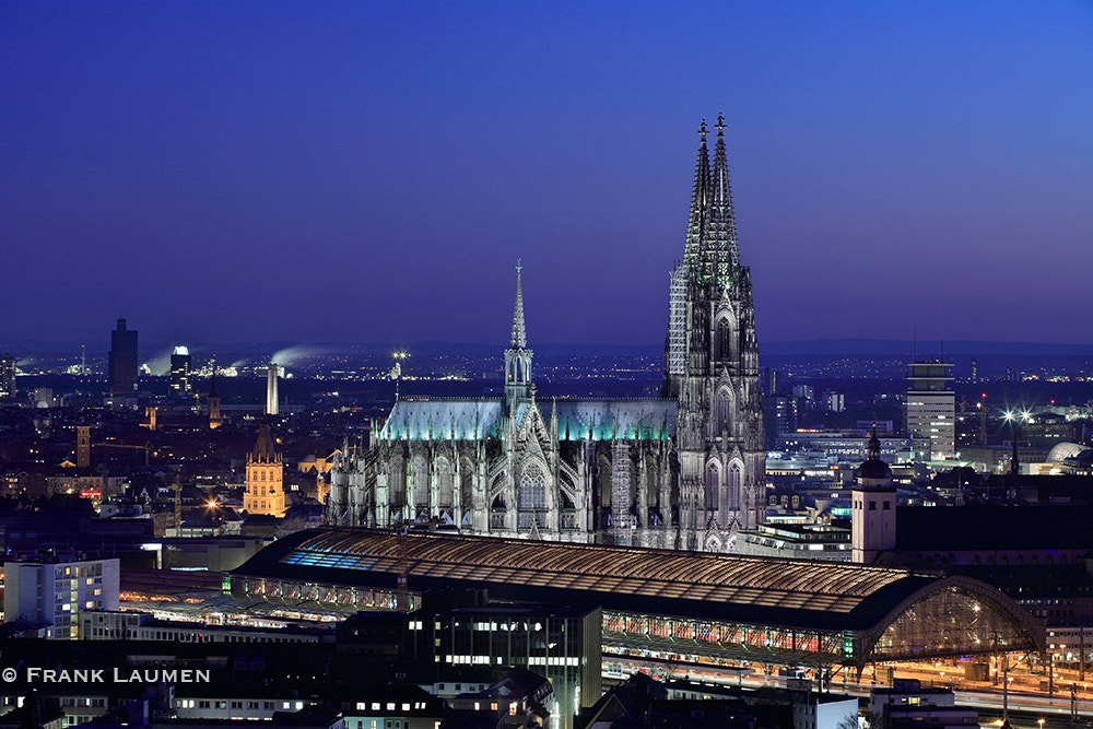 Canon EOS 5DS + Canon TS-E 17mm F4L Tilt-Shift sample photo. Cologne 14 - cologne cathedral with central station photography