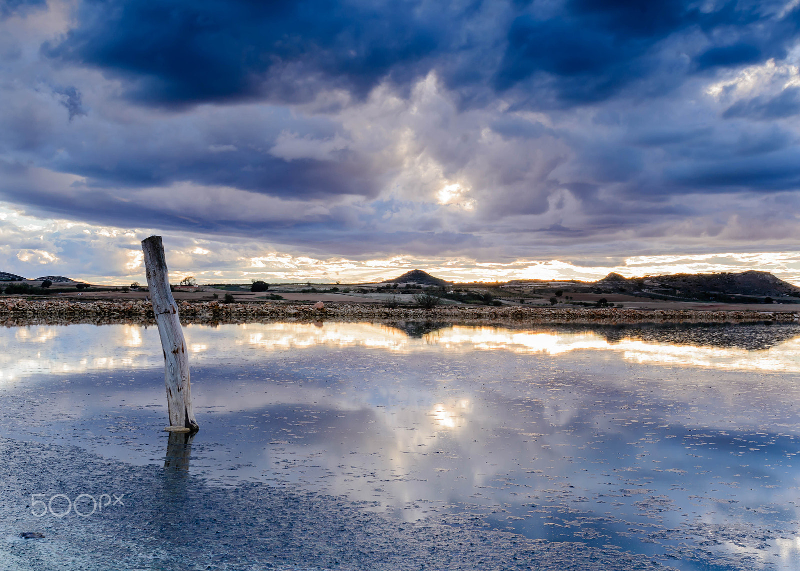 Nikon D7000 + Nikon AF-S Nikkor 28mm F1.8G sample photo. Sunset in blue photography