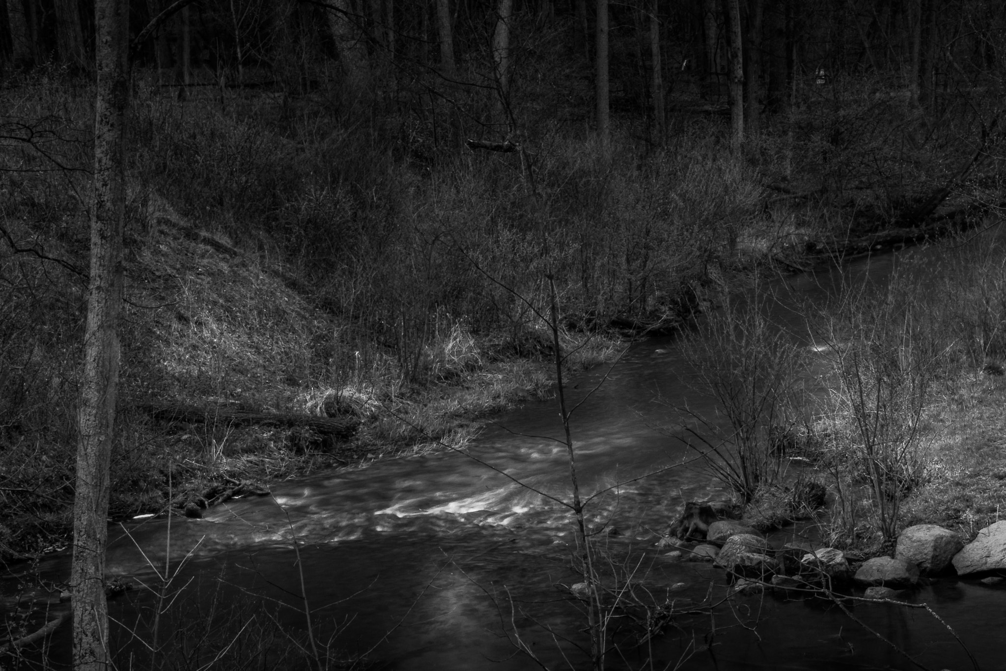 Canon EF-S 18-55mm F3.5-5.6 sample photo. Around the bend photography