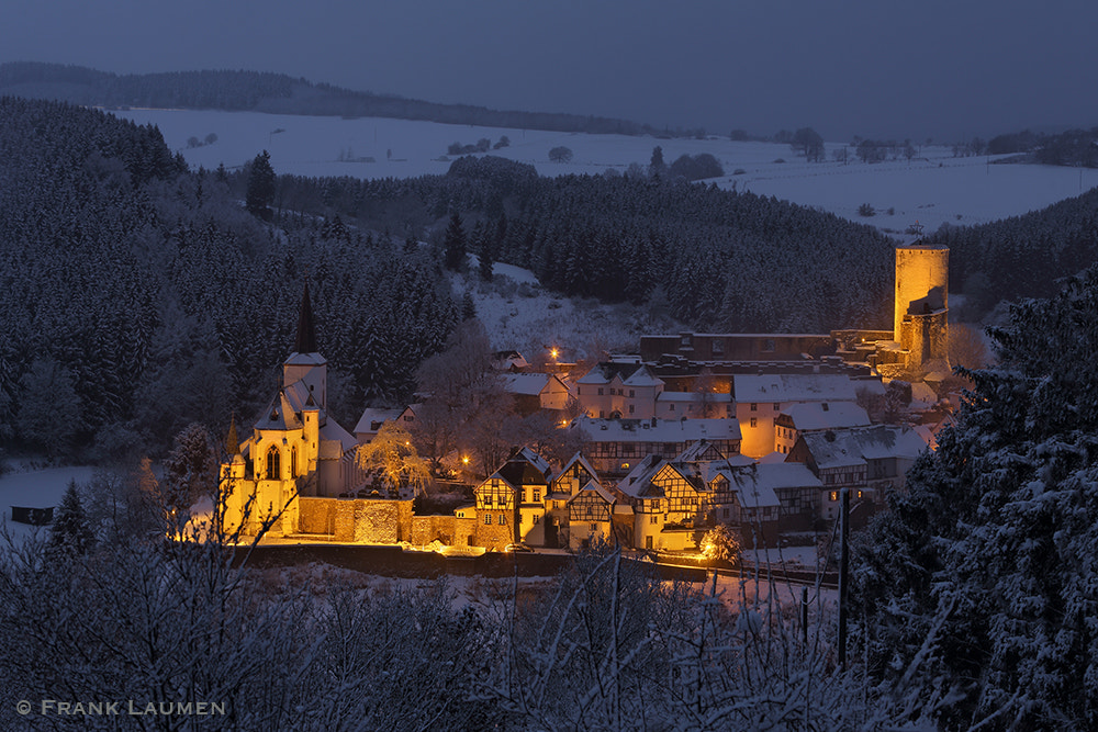 Canon EOS 5DS + Canon TS-E 17mm F4L Tilt-Shift sample photo. Reifferscheid 01 - old town photography