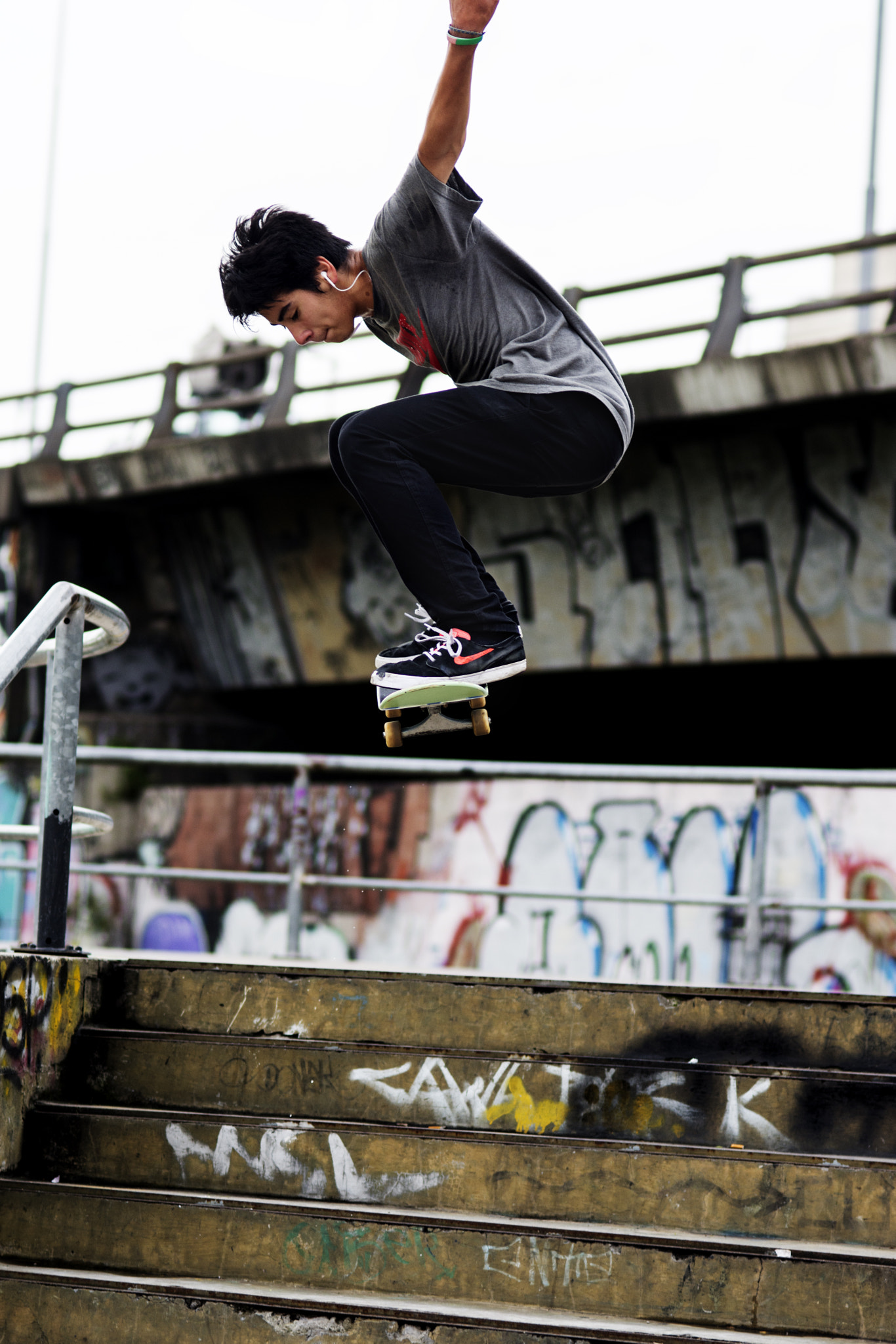 Nikon AF Nikkor 85mm F1.8D sample photo. In action photography