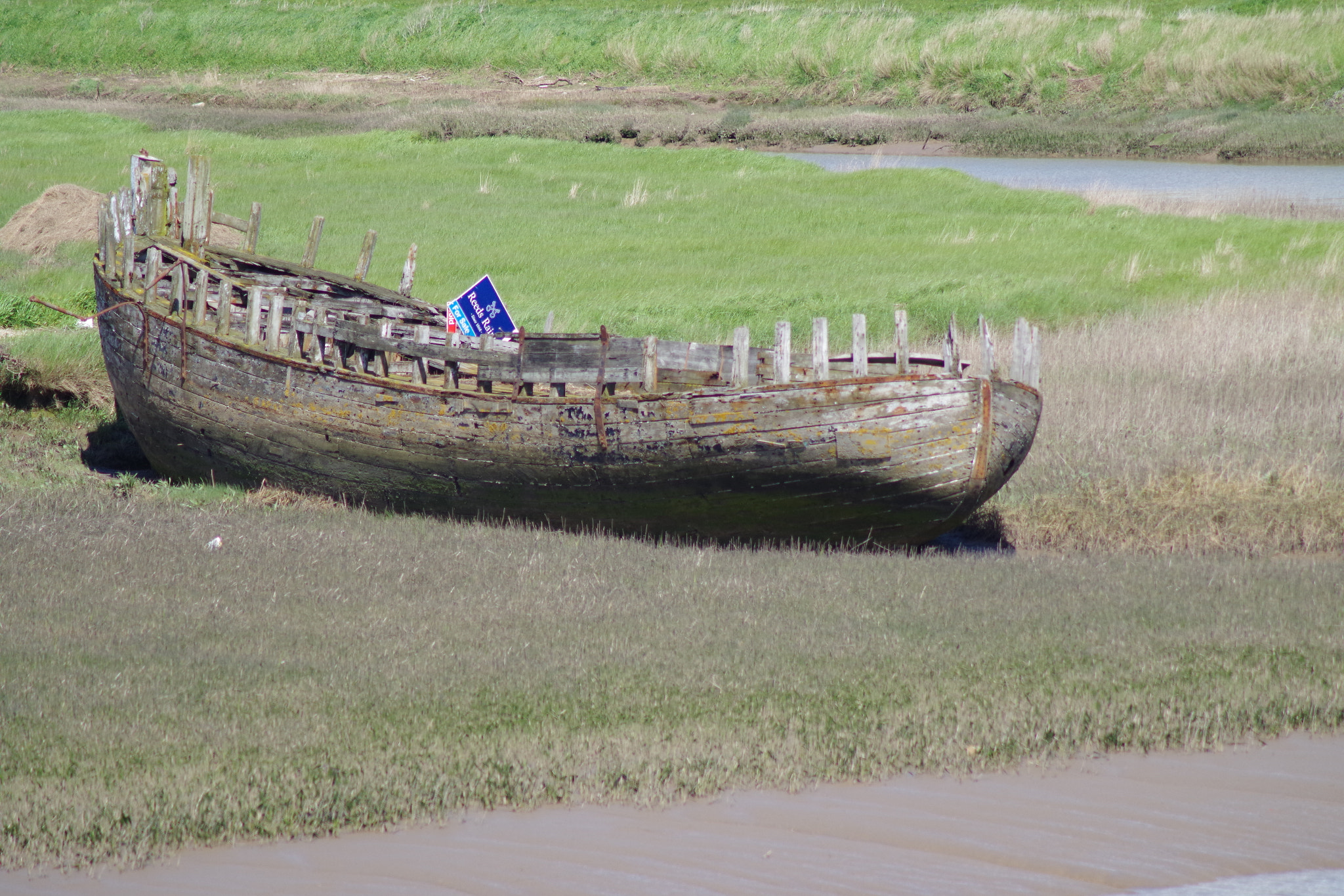 Pentax K-S1 + Tamron AF 70-300mm F4-5.6 Di LD Macro sample photo. Boat for sale! photography