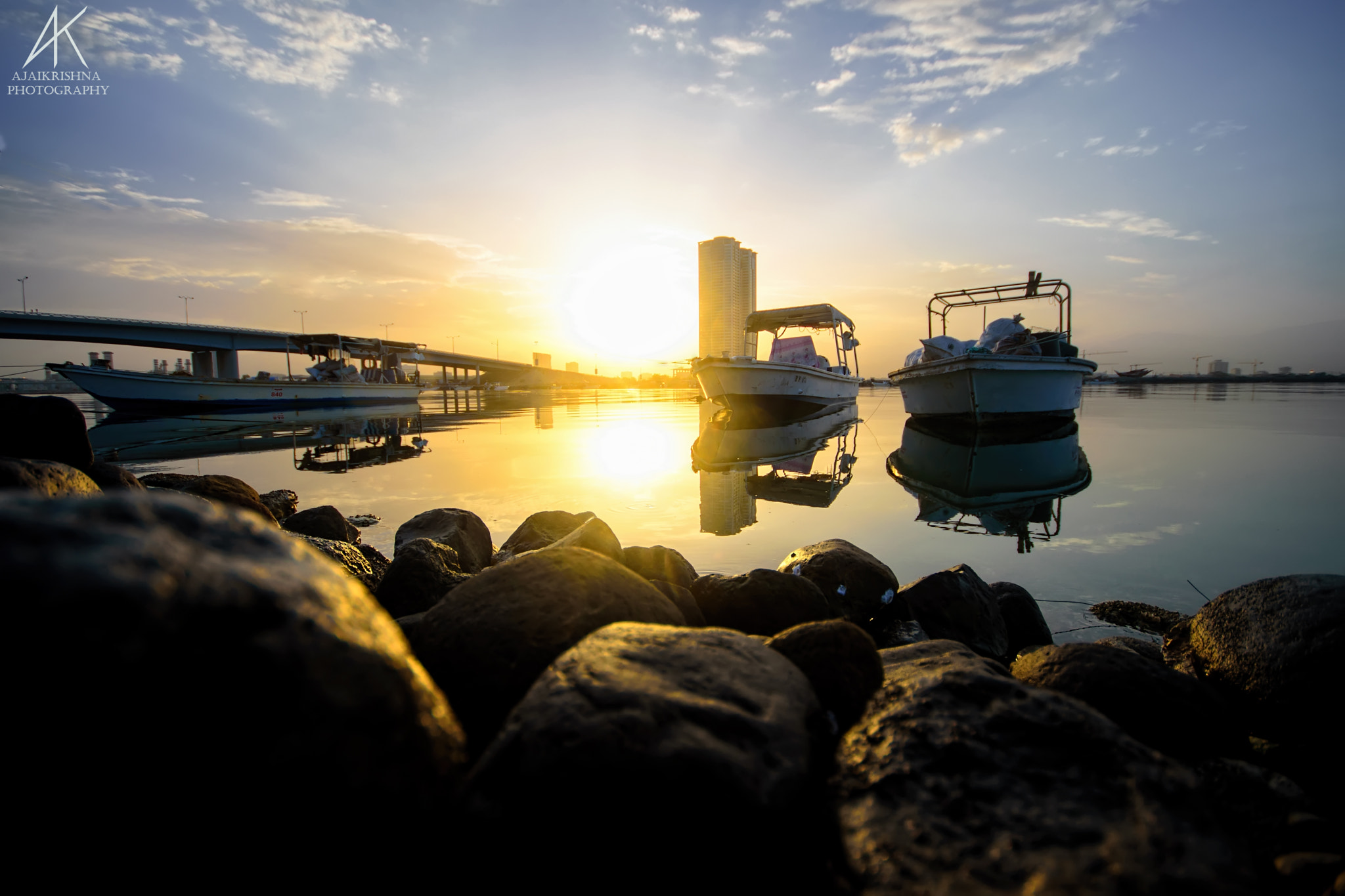 Sigma 10-20mm F4-5.6 EX DC HSM sample photo. In the city photography