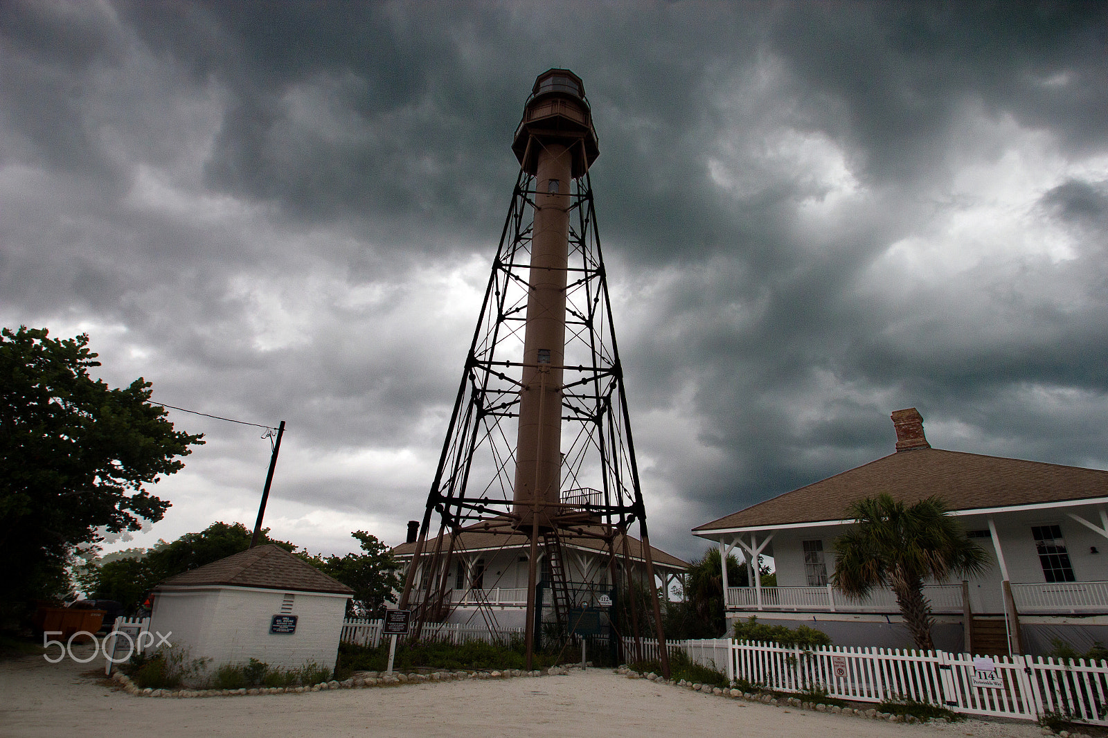 Sigma 10-20mm F3.5 EX DC HSM sample photo. Santibel light florida photography