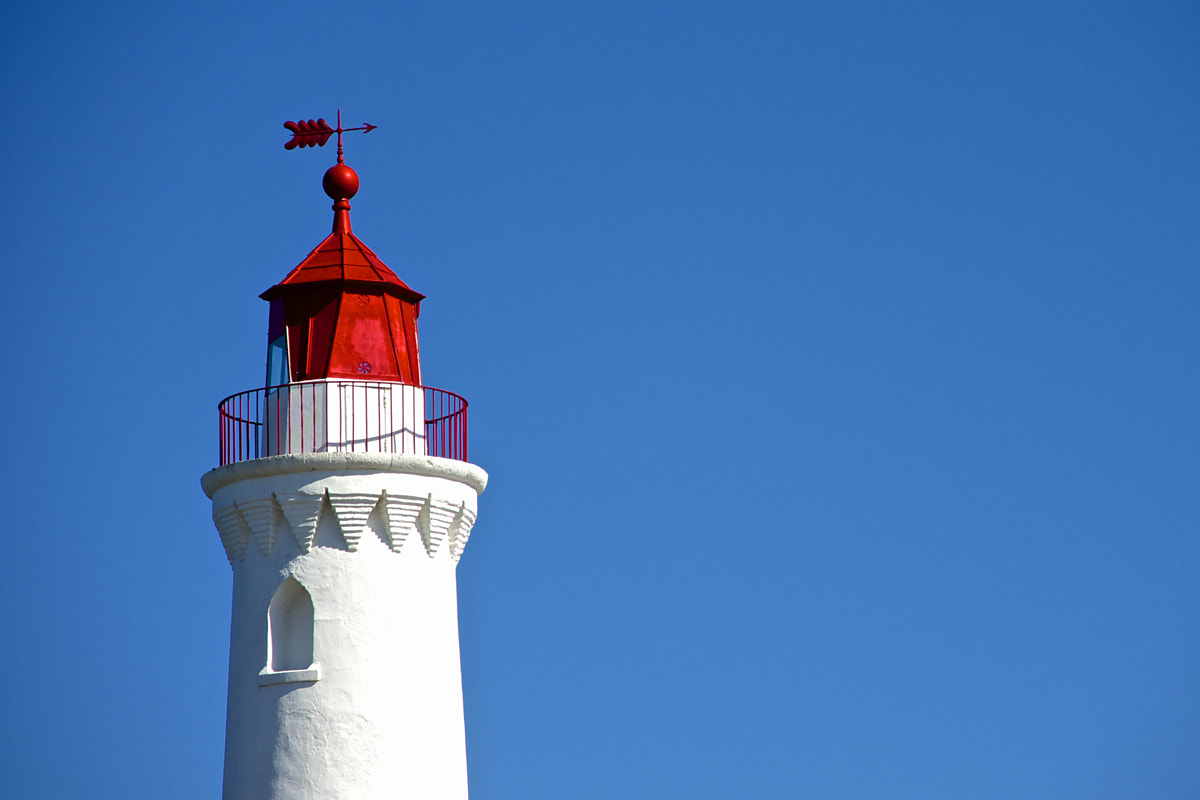 Sony Alpha DSLR-A700 + Sigma 18-200mm F3.5-6.3 DC sample photo. Fisgard lighthouse photography