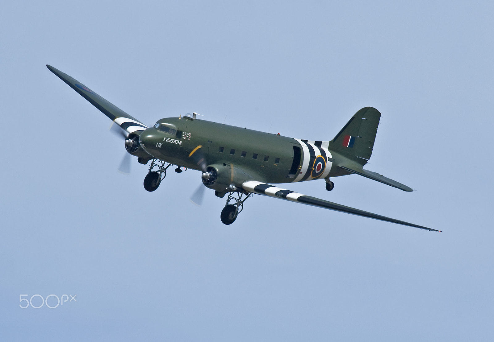Canon EF 100-400mm F4.5-5.6L IS USM sample photo. Douglas dakota, za947, raf bbmf photography