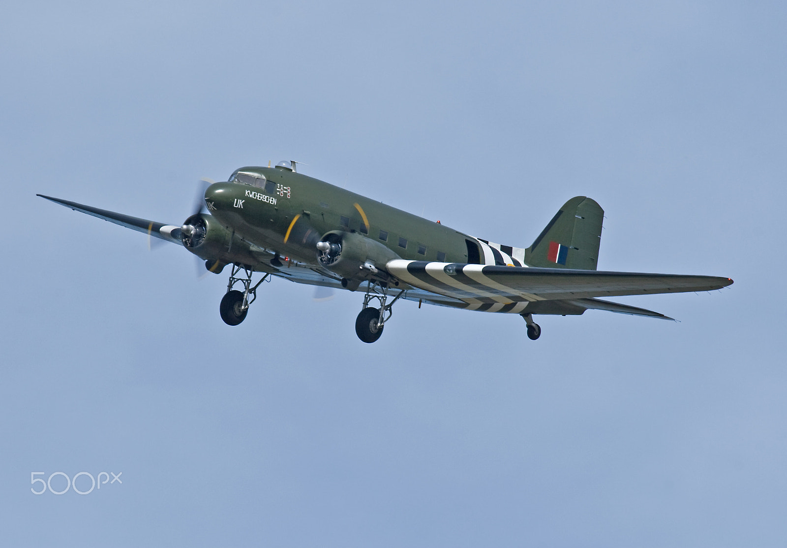 Canon EF 100-400mm F4.5-5.6L IS USM sample photo. Douglas dakota, za947, raf bbmf photography