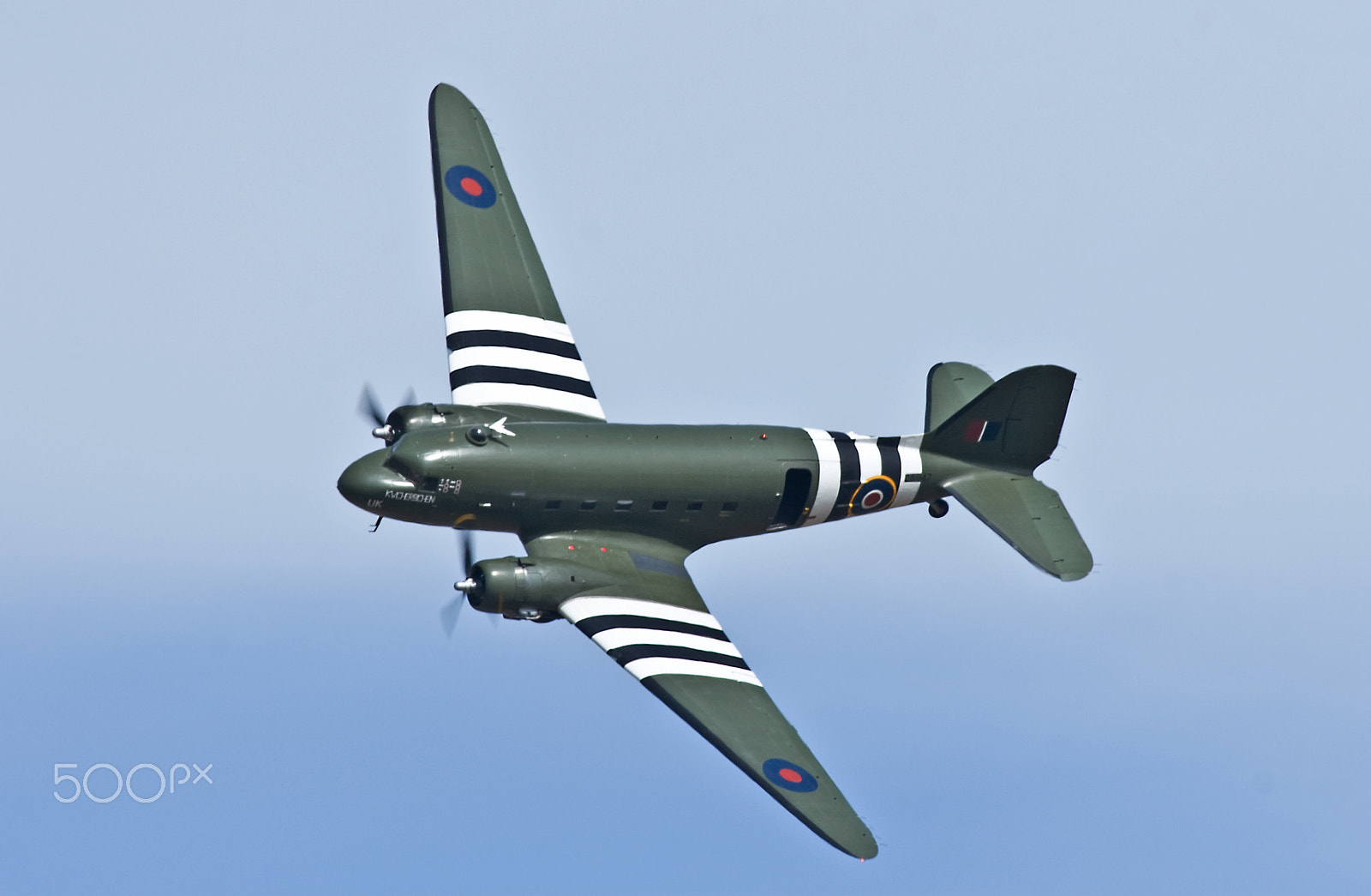 Canon EF 100-400mm F4.5-5.6L IS USM sample photo. Douglas dakota, za947, raf bbmf photography