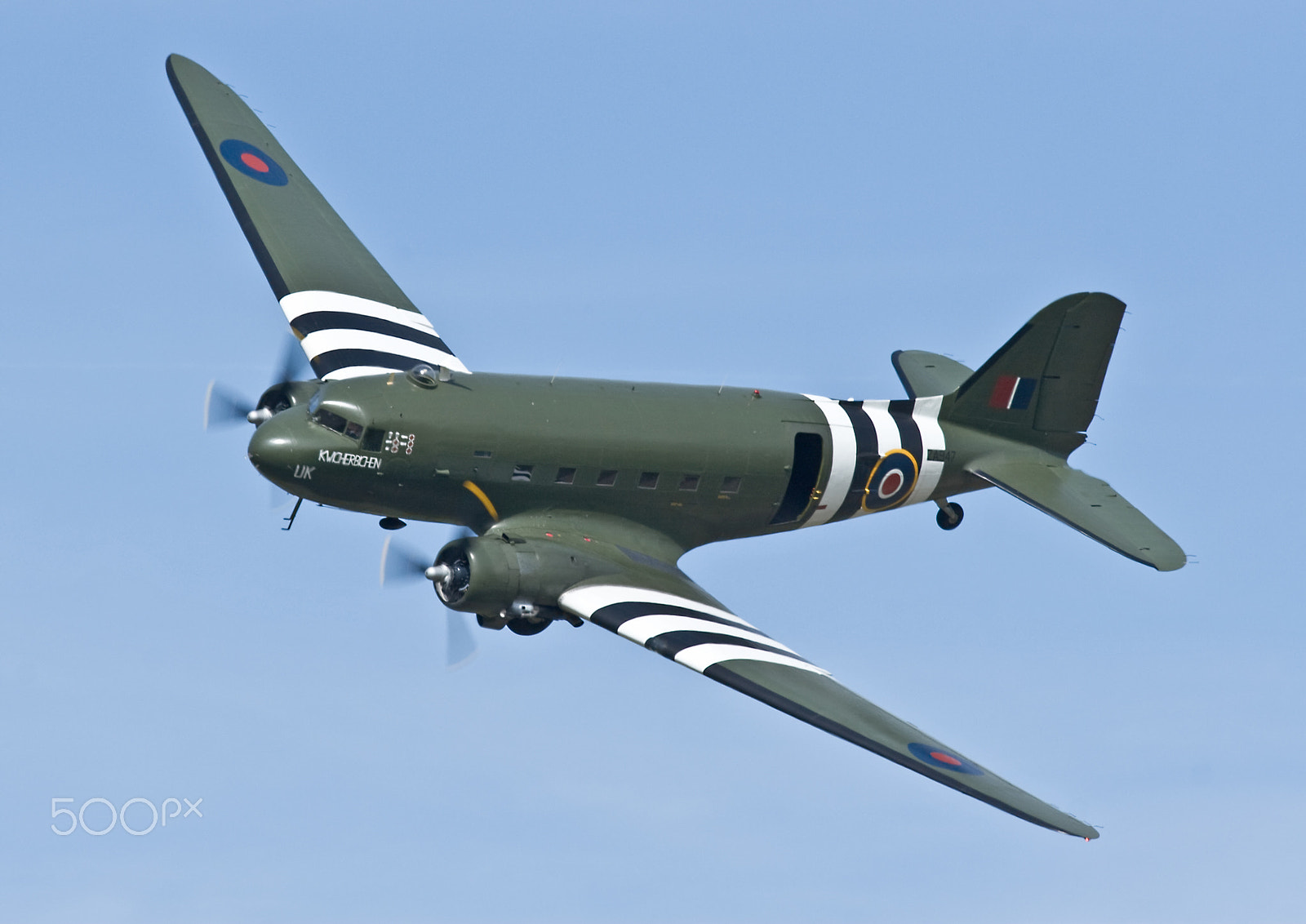 Canon EF 100-400mm F4.5-5.6L IS USM sample photo. Douglas dakota, za947, raf bbmf photography