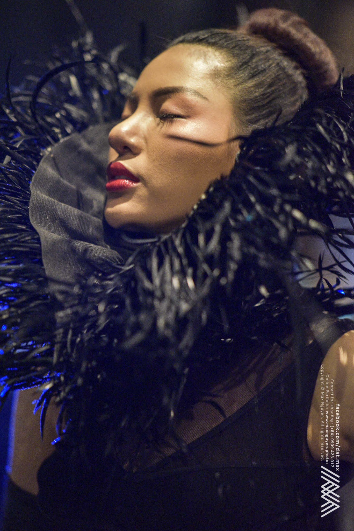 Nikon D810 + Zeiss Milvus 85mm f/1.4 sample photo. Vietnam international fashion week 2016 day3 photography