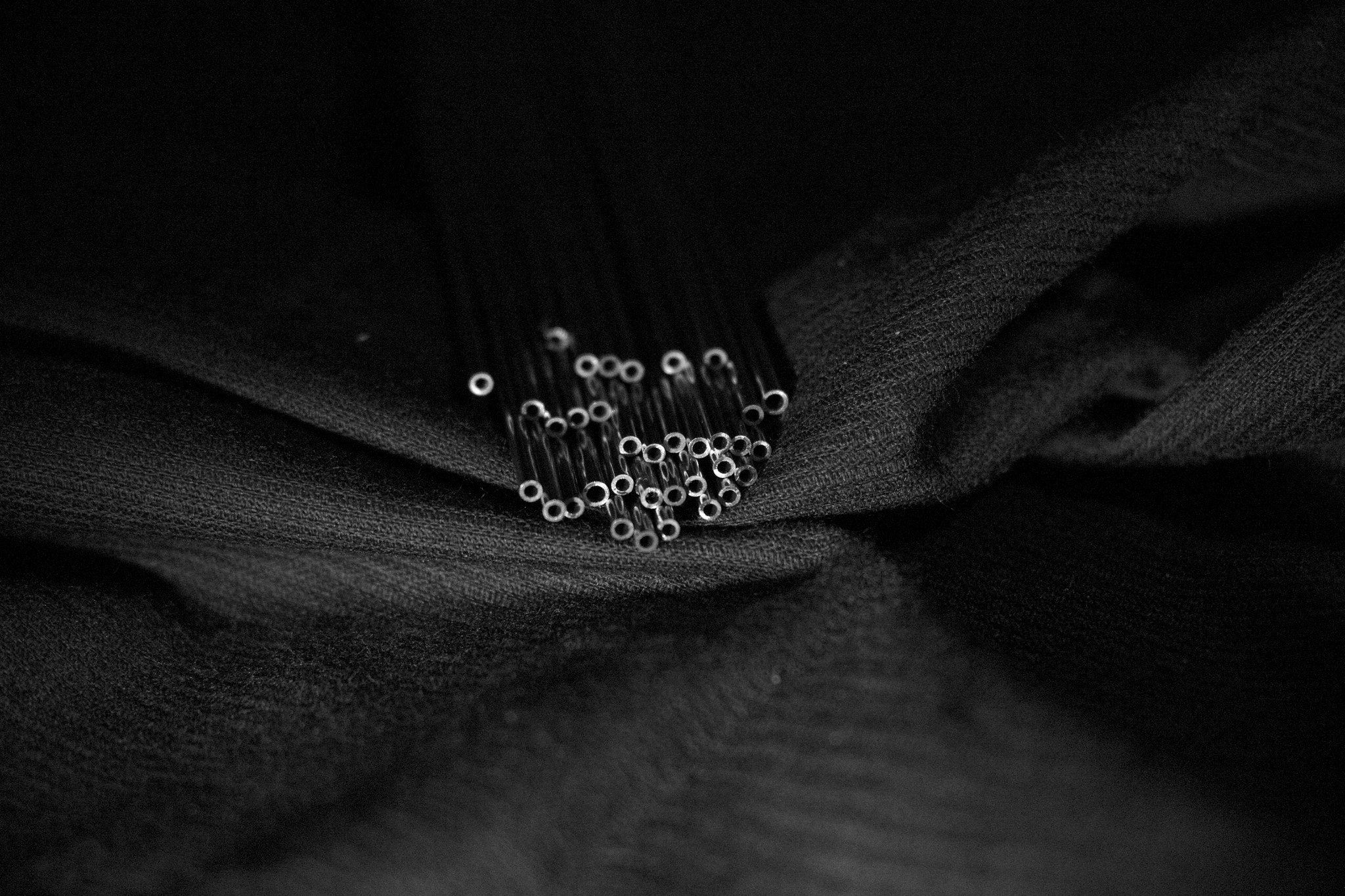 Canon EF-S 18-135mm F3.5-5.6 IS STM sample photo. Tiny tubes photography