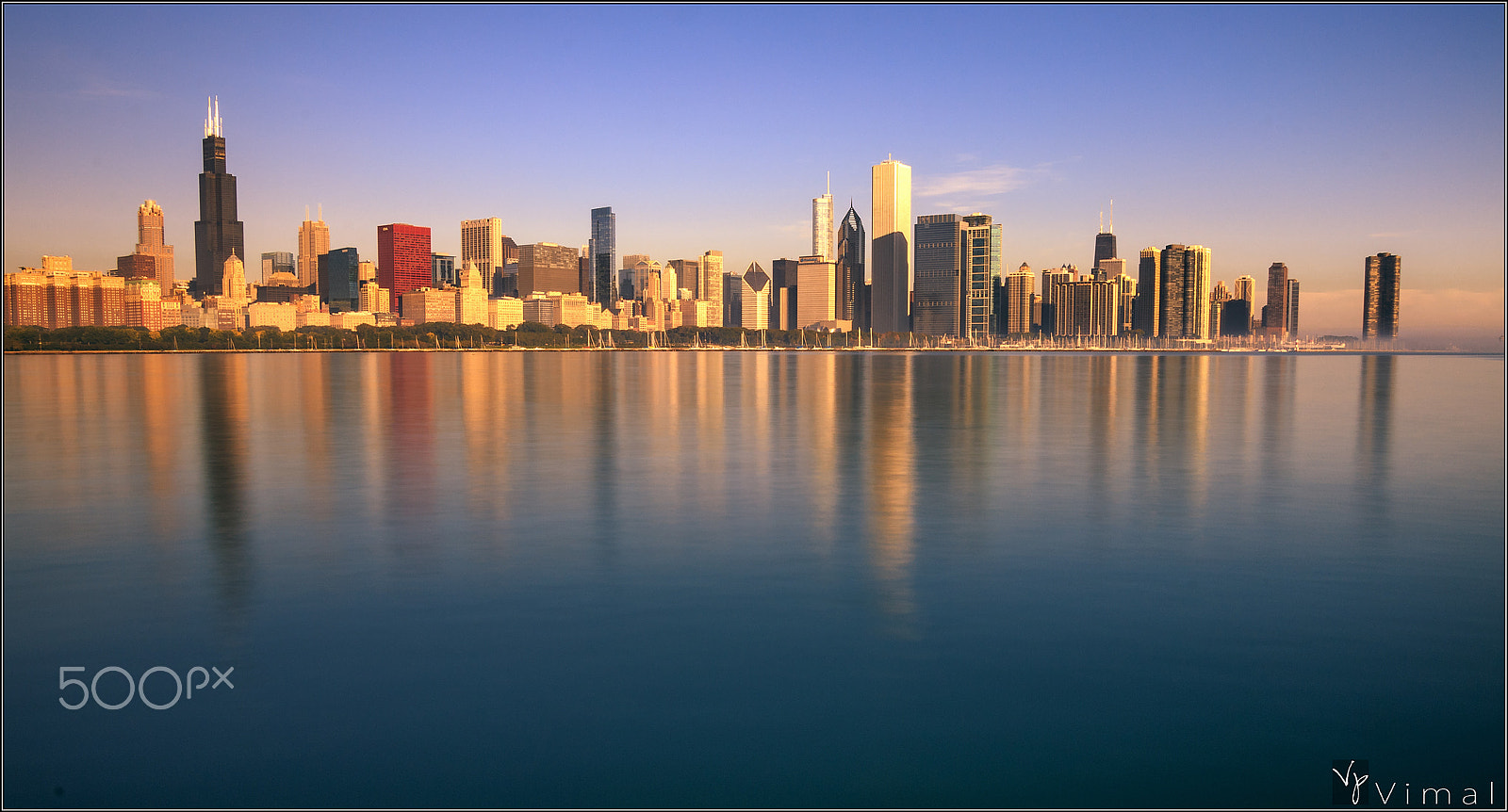 Canon EOS 70D + Tokina AT-X Pro 12-24mm F4 (IF) DX sample photo. Chicago sky line sunrise photography